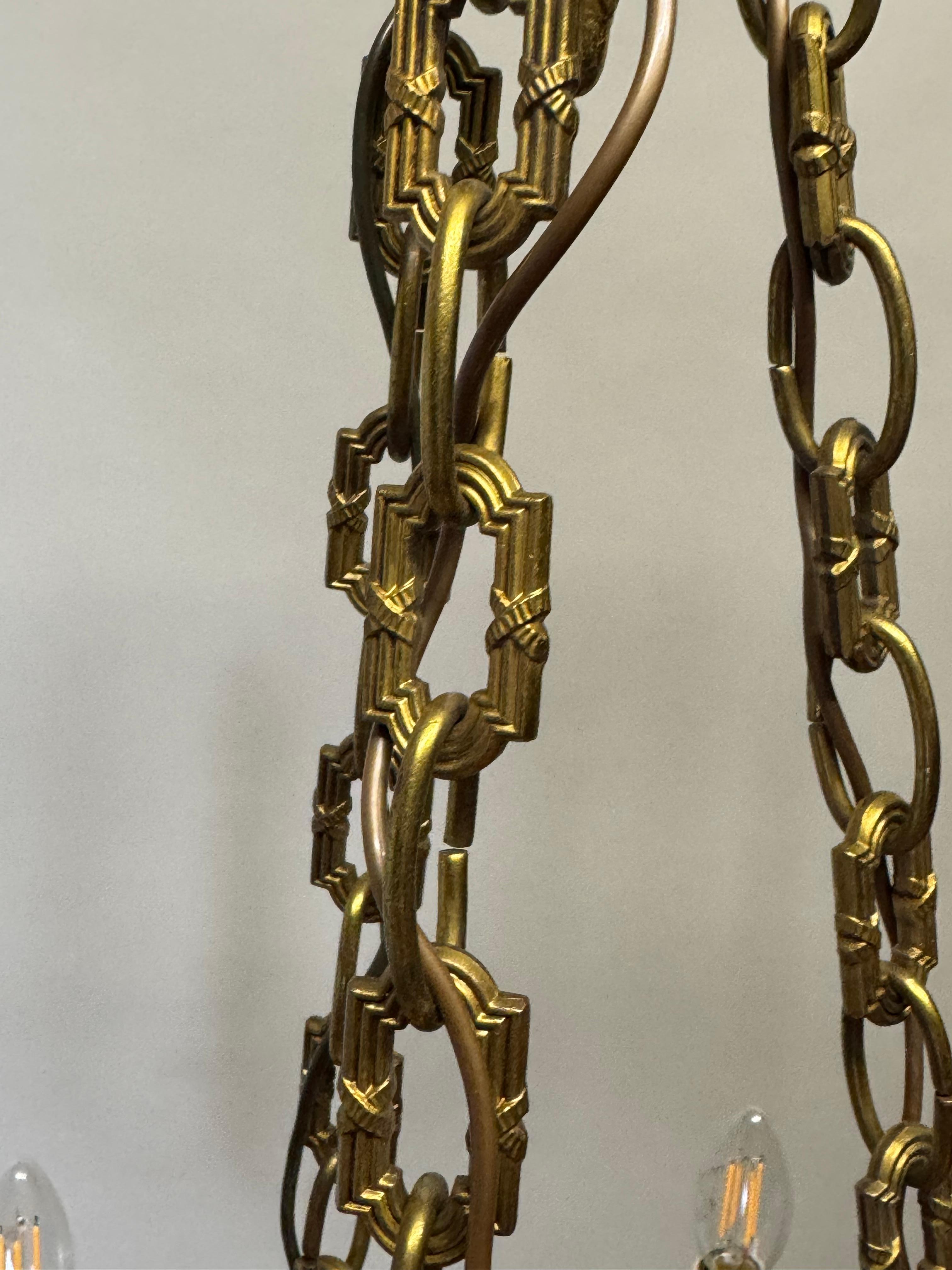 Französischer Kronleuchter im neoklassizistischen Empire-Stil aus Bronze von Lucien Gau, 1970er Jahre im Angebot 2