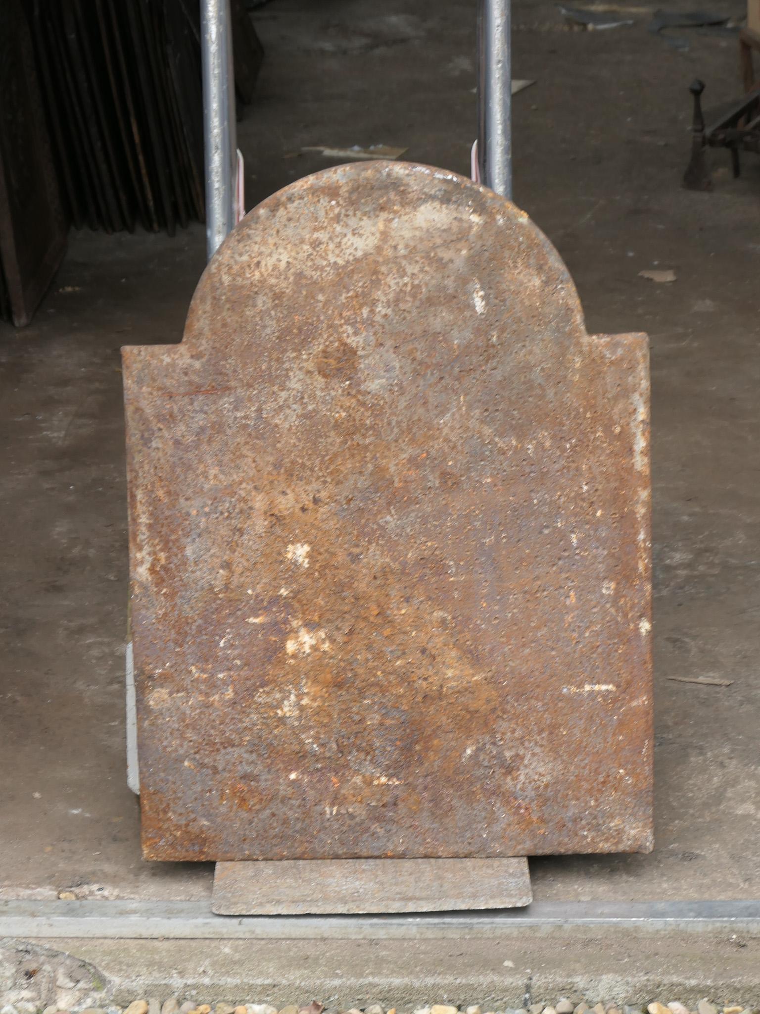 French Neoclassical Fireback / Backsplash, 18th - 19th Century For Sale 7