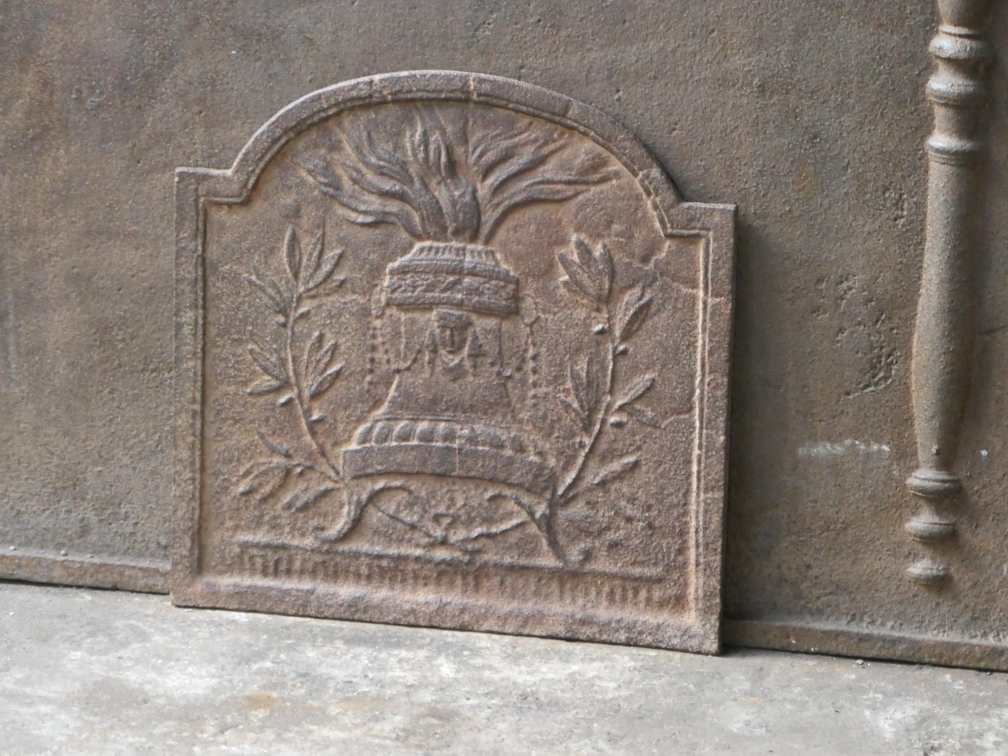 French Neoclassical Fireback / Backsplash, 18th-19th Century For Sale 1
