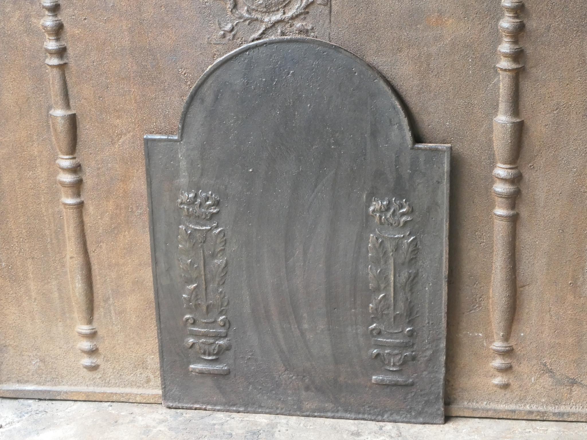 French Neoclassical Fireback / Backsplash, 18th - 19th Century For Sale 1