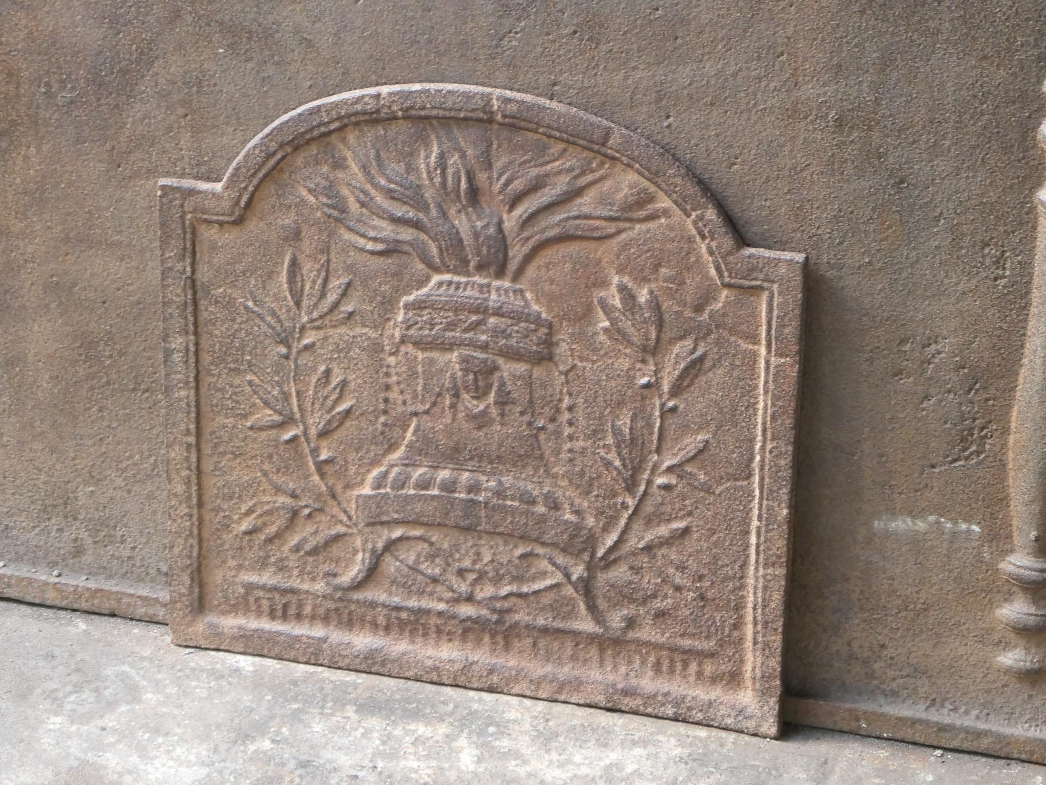 French Neoclassical Fireback / Backsplash, 18th-19th Century For Sale 2