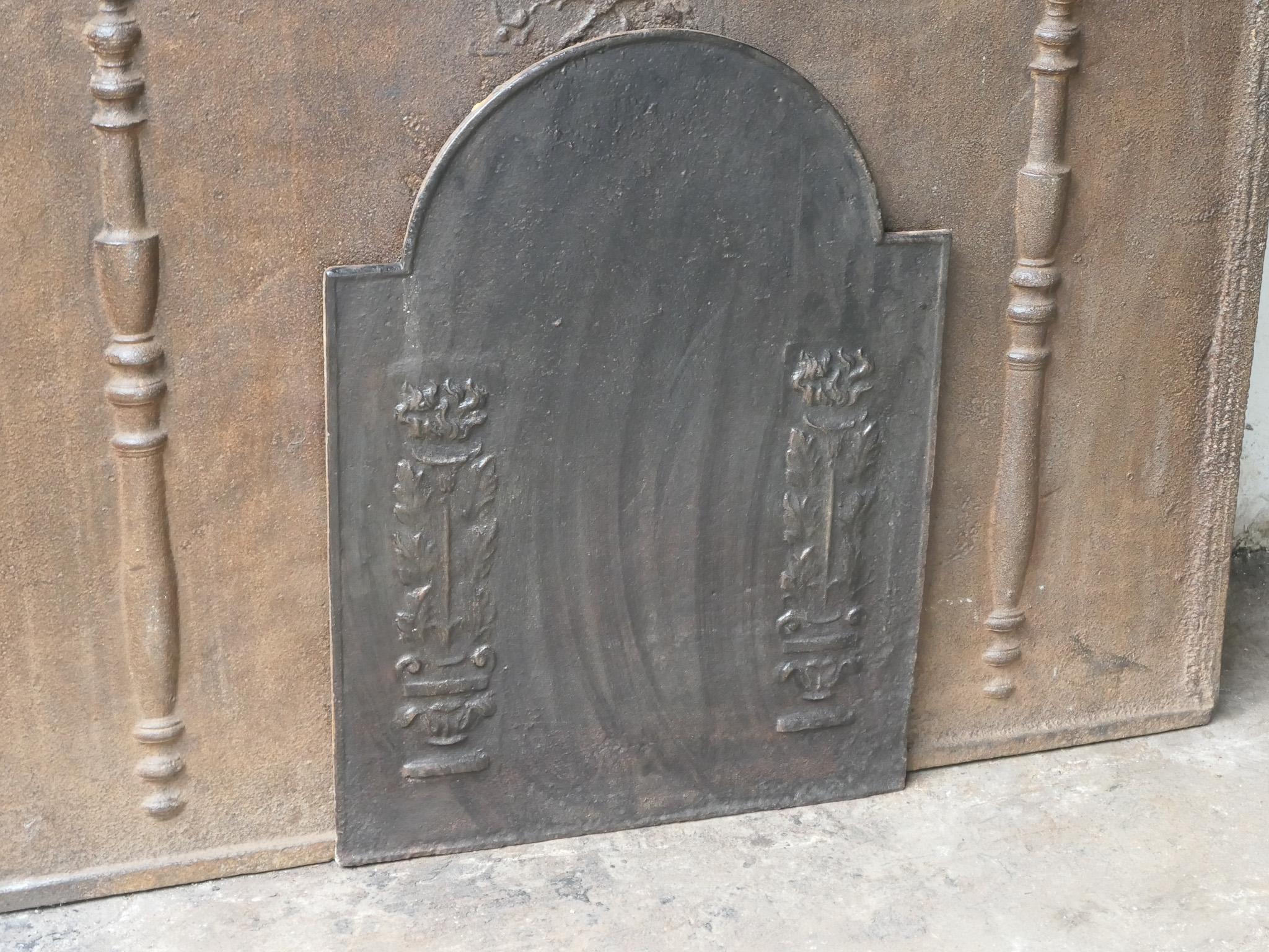 French Neoclassical Fireback / Backsplash, 18th - 19th Century For Sale 2