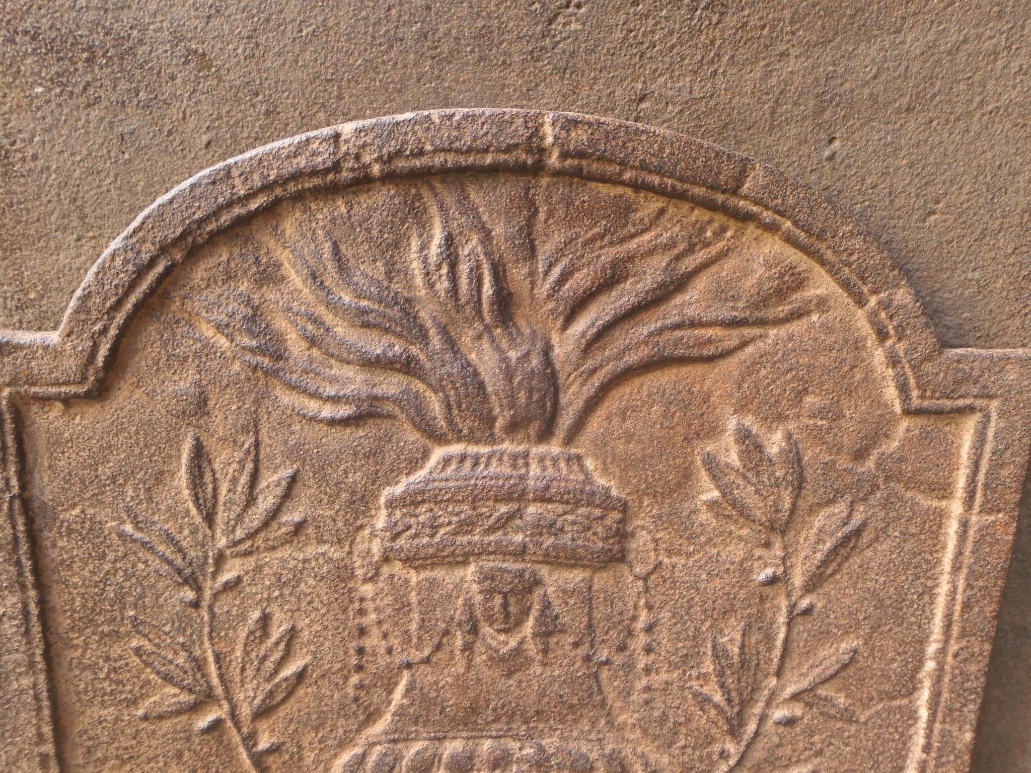 French Neoclassical Fireback / Backsplash, 18th-19th Century For Sale 3
