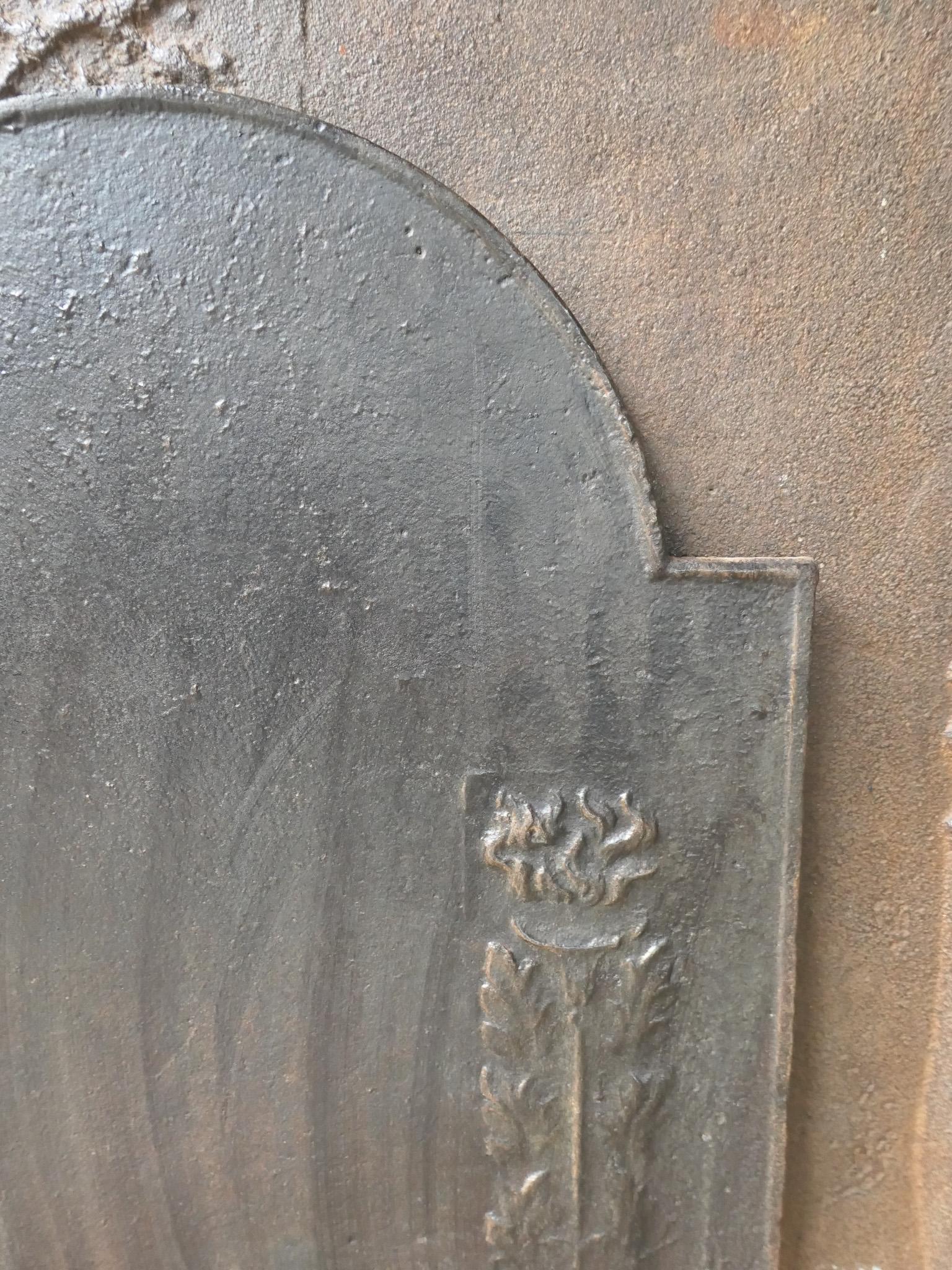 French Neoclassical Fireback / Backsplash, 18th - 19th Century For Sale 3