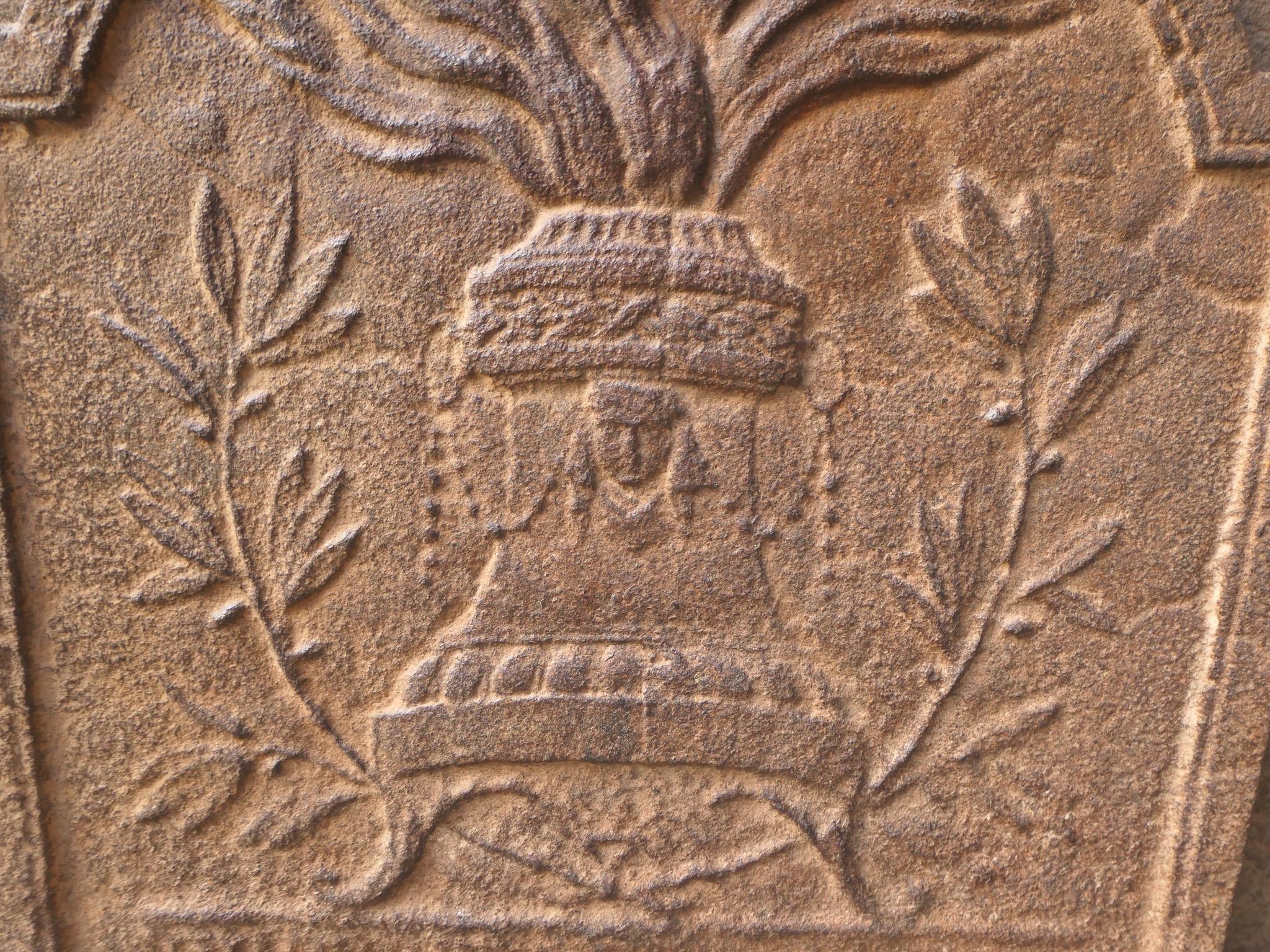 French Neoclassical Fireback / Backsplash, 18th-19th Century For Sale 4