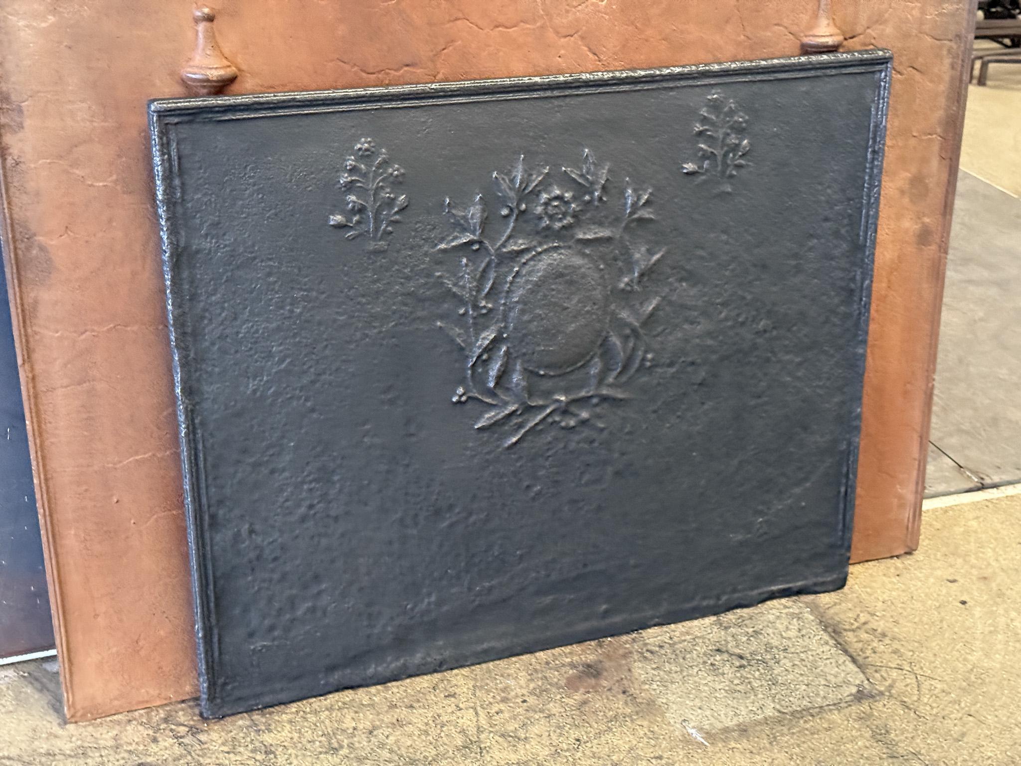 French Neoclassical Fireback / Backsplash, 19th Century For Sale 1