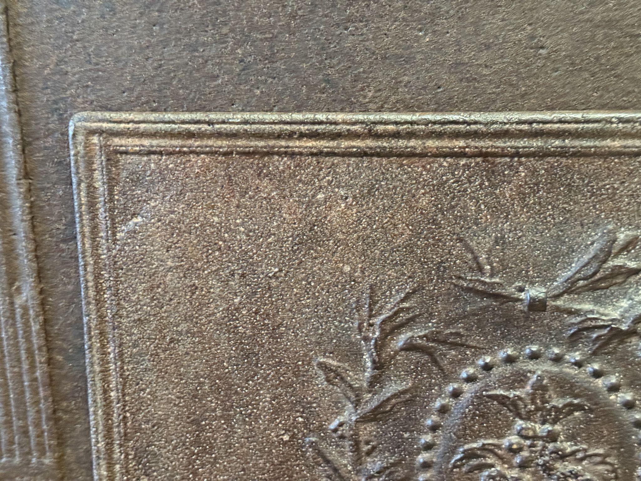 French Neoclassical Fireback / Backsplash, Neoclassical Period In Good Condition For Sale In Soest, NL