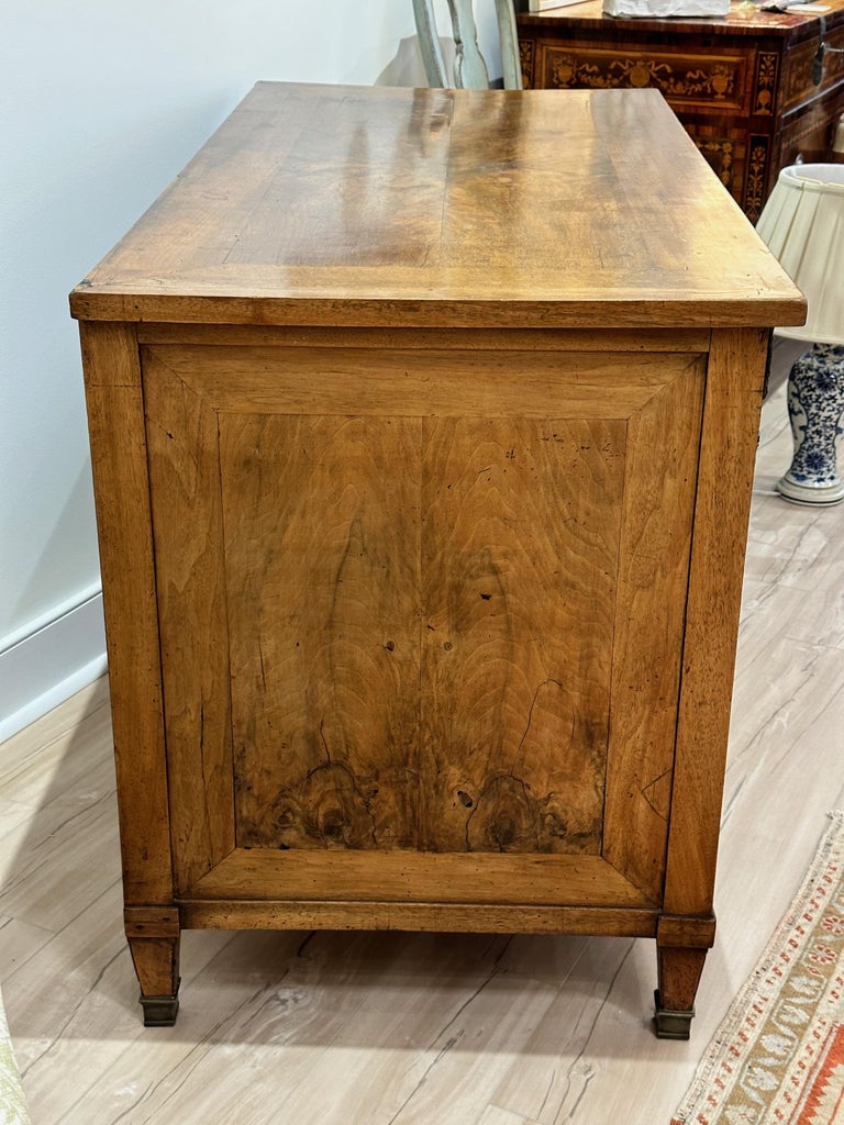 French Neoclassical Fruitwood Commode For Sale 2