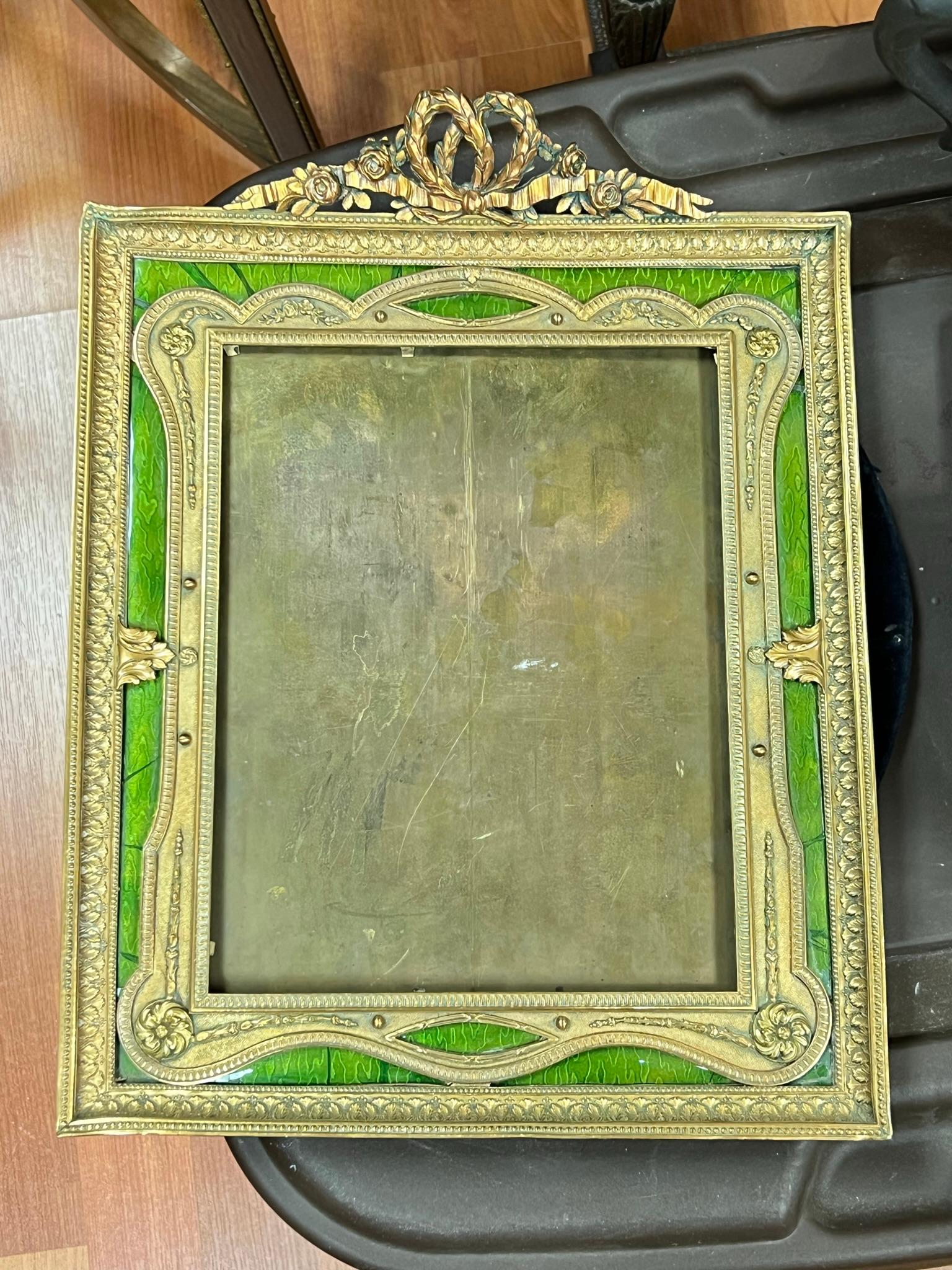 green enamel photo frame