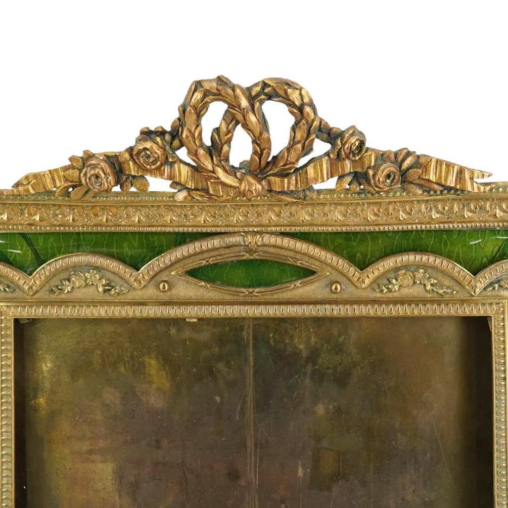 French Neoclassical Gilt Bronze and Green Enamel Picture Frame In Good Condition For Sale In New York, NY