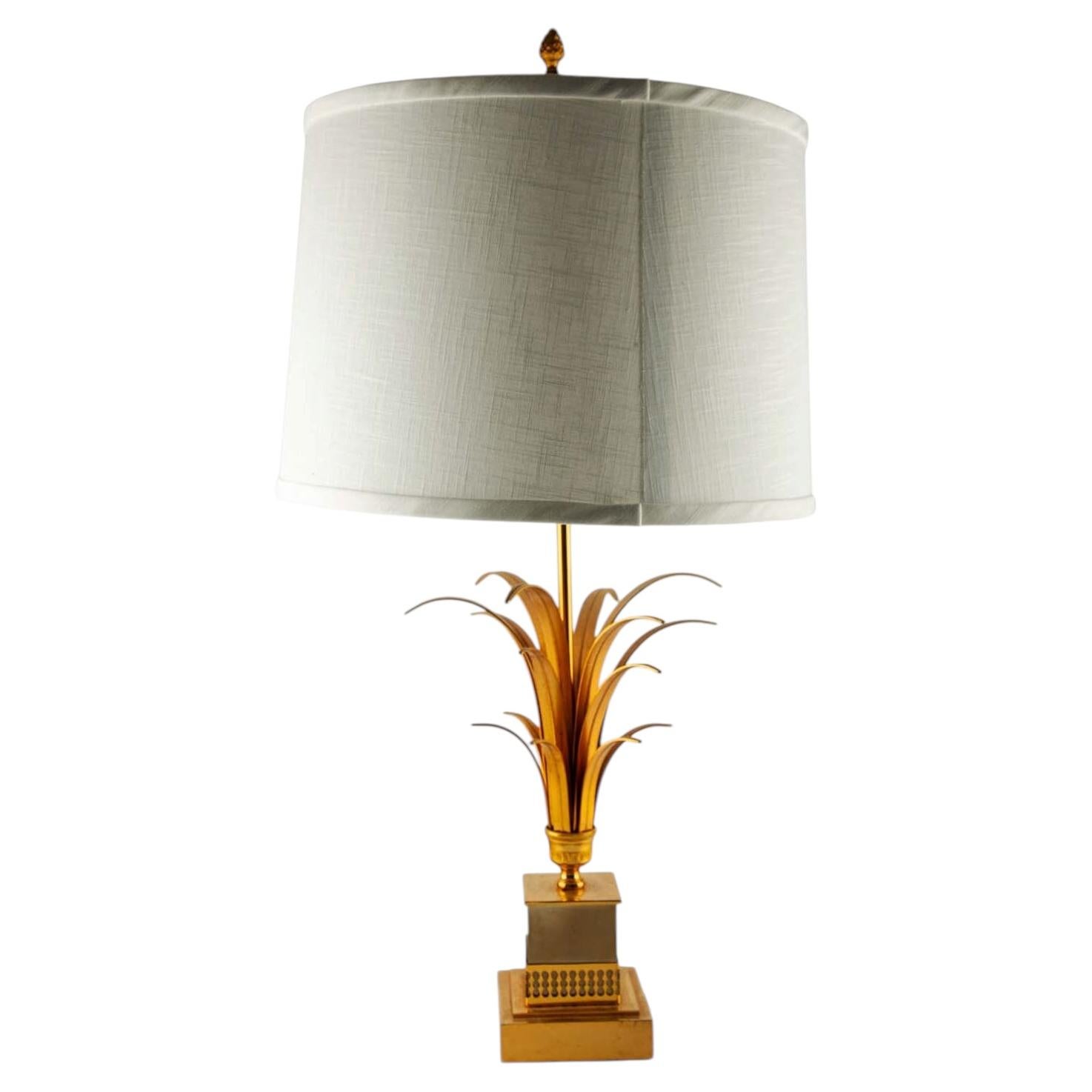French Neoclassical Gilt Metal Table Lamp