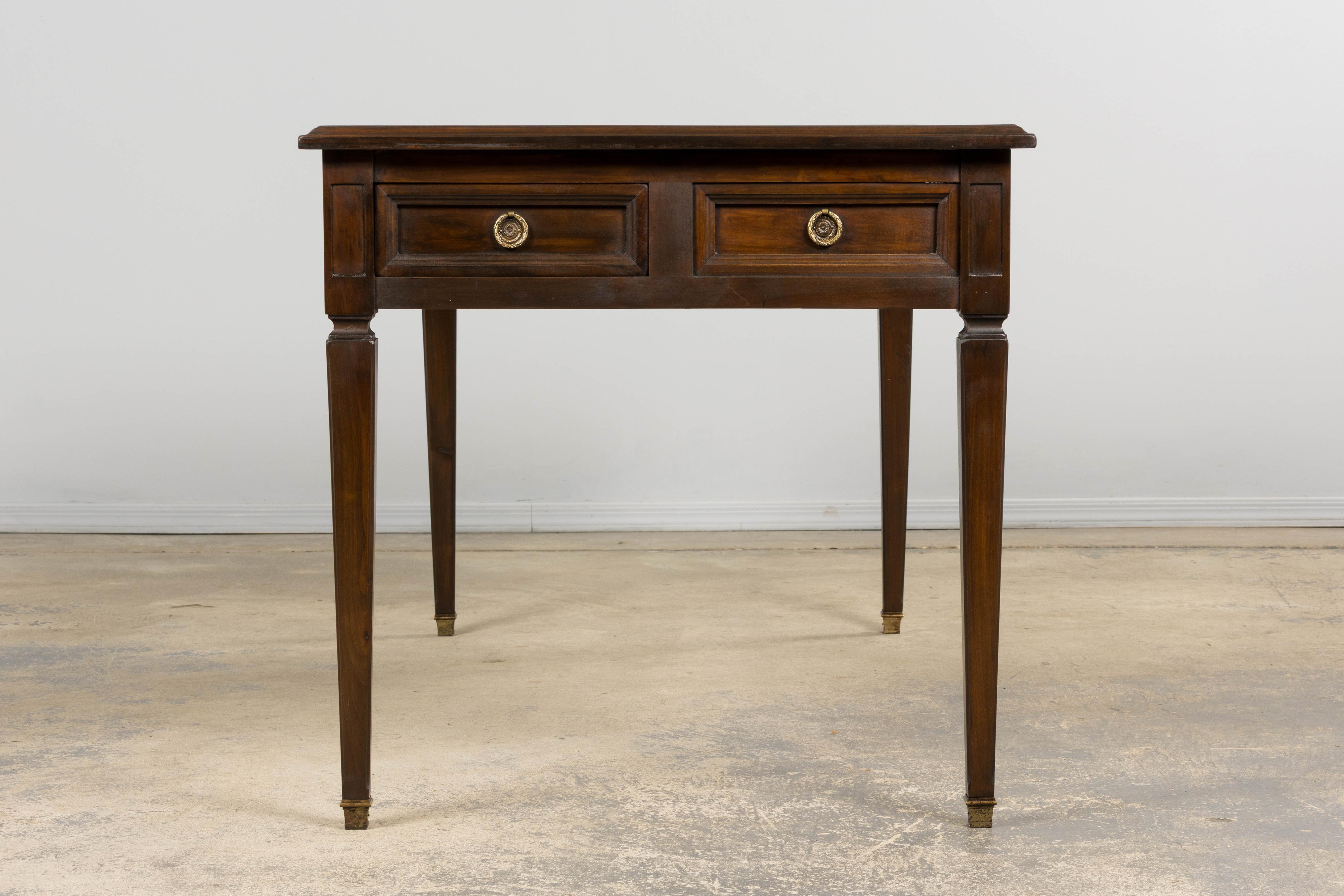 Bureau néoclassique français en érable de style Louis XVI en vente 5