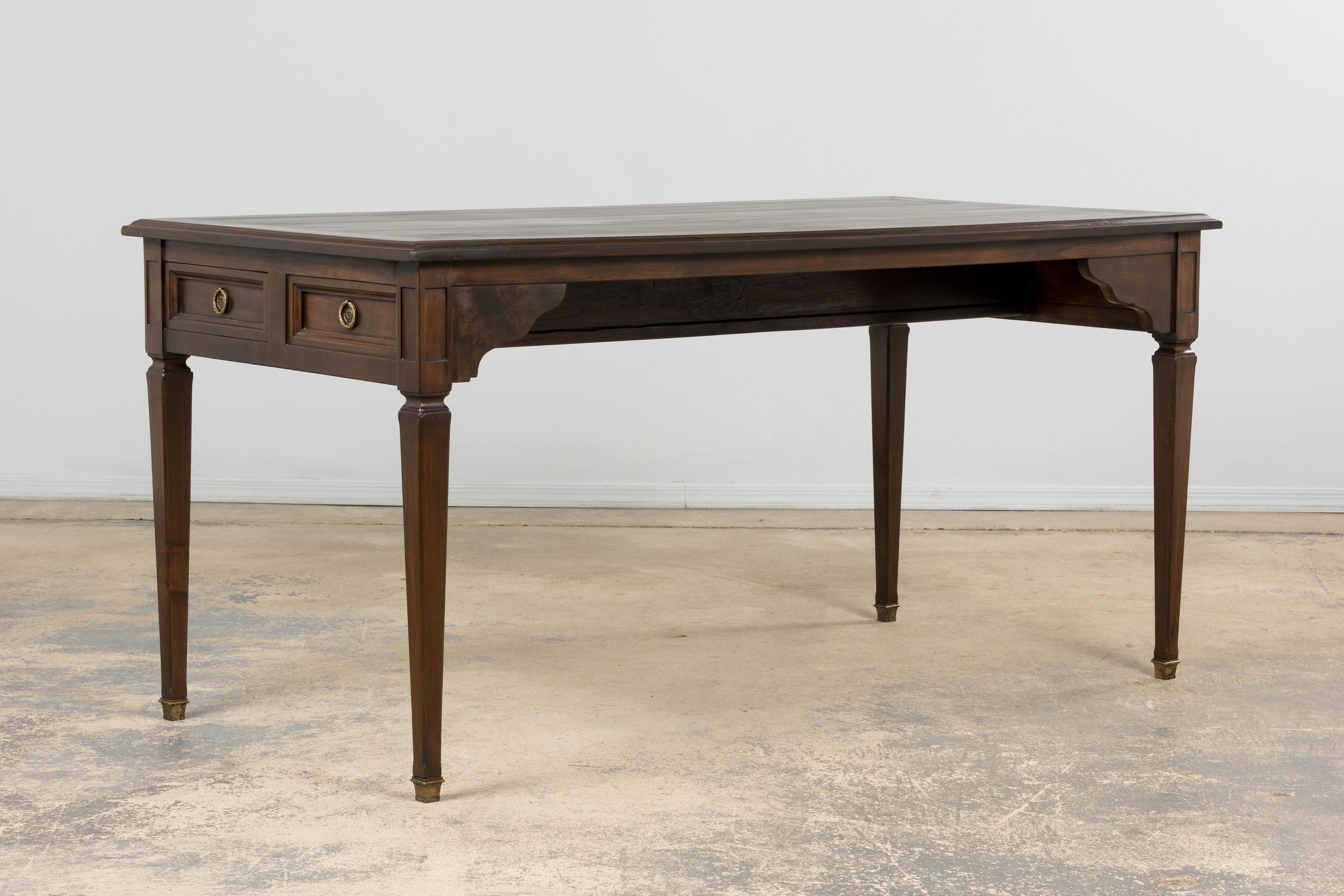 Laiton Bureau néoclassique français en érable de style Louis XVI en vente