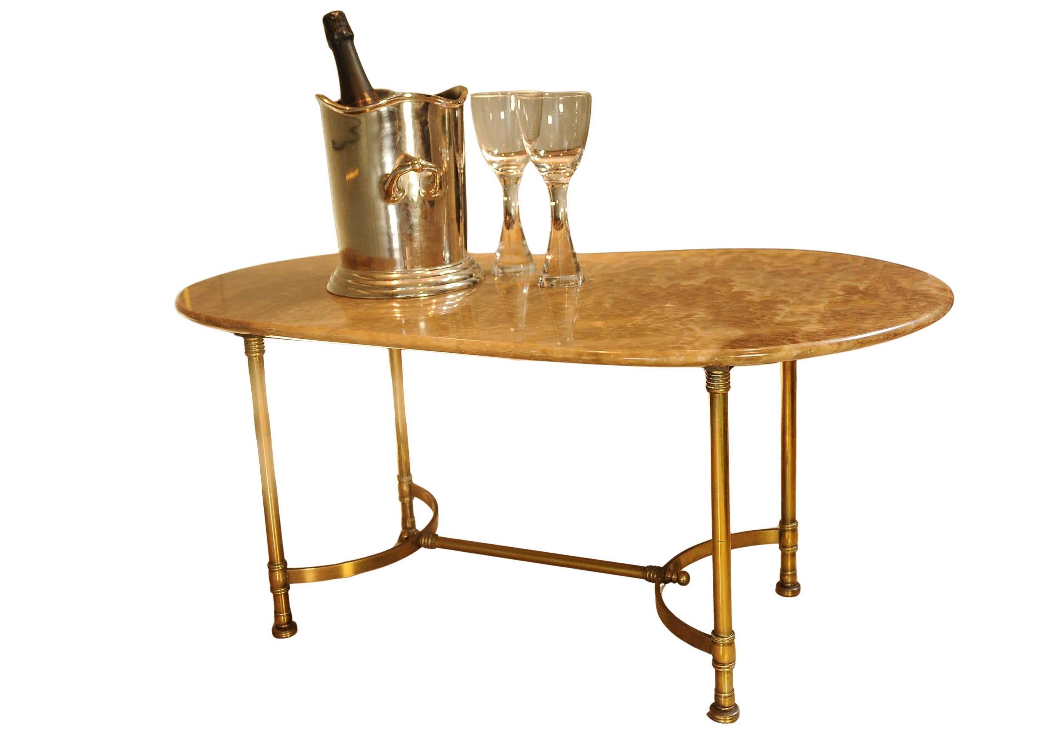 Néoclassique Cocktail Tables en marbre et laiton de la Maison Ramsay, de style néoclassique français en vente
