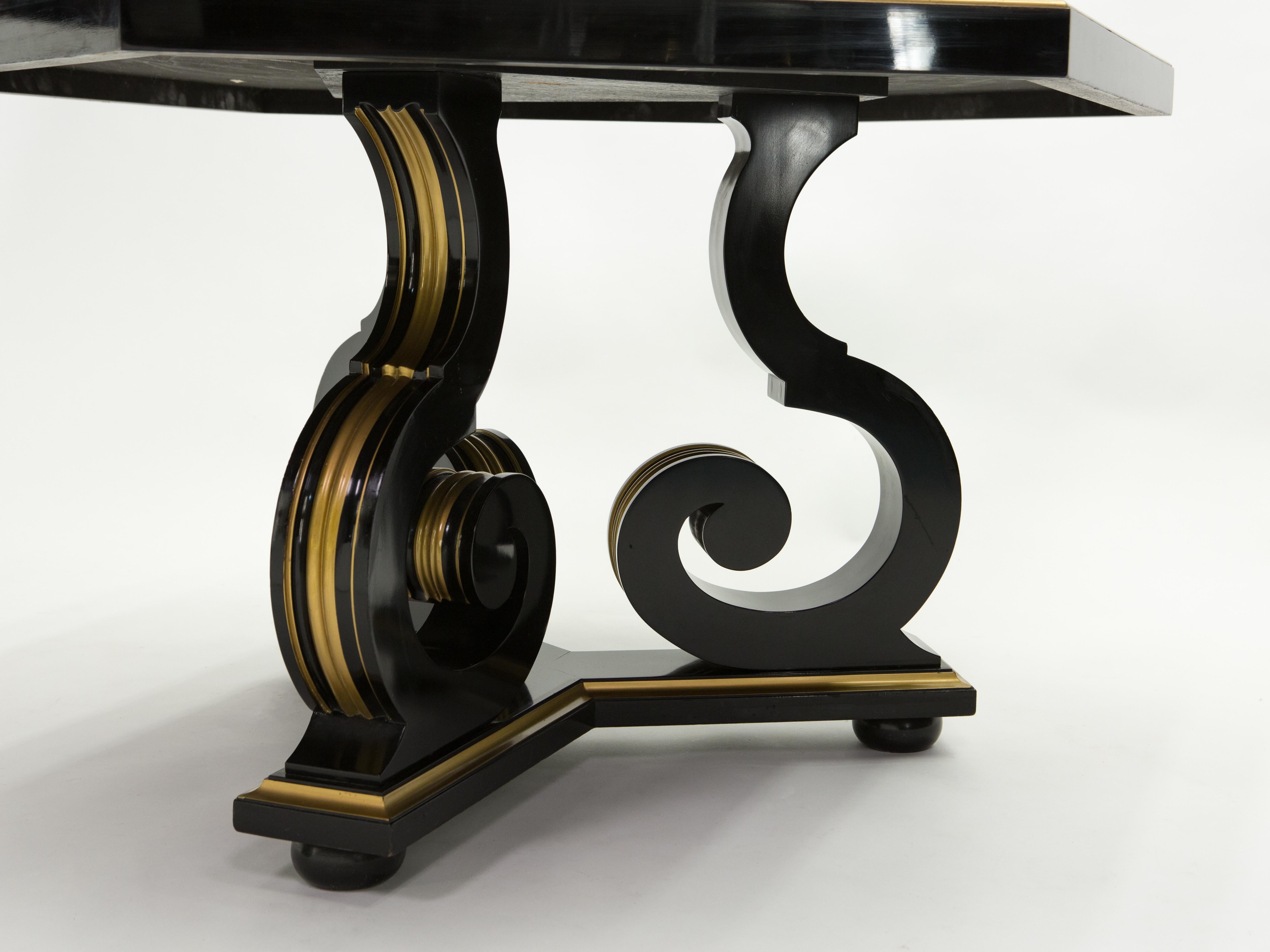 Bois Table néoclassique française Maurice Hirsch en miroir doré noir, années 1970 en vente