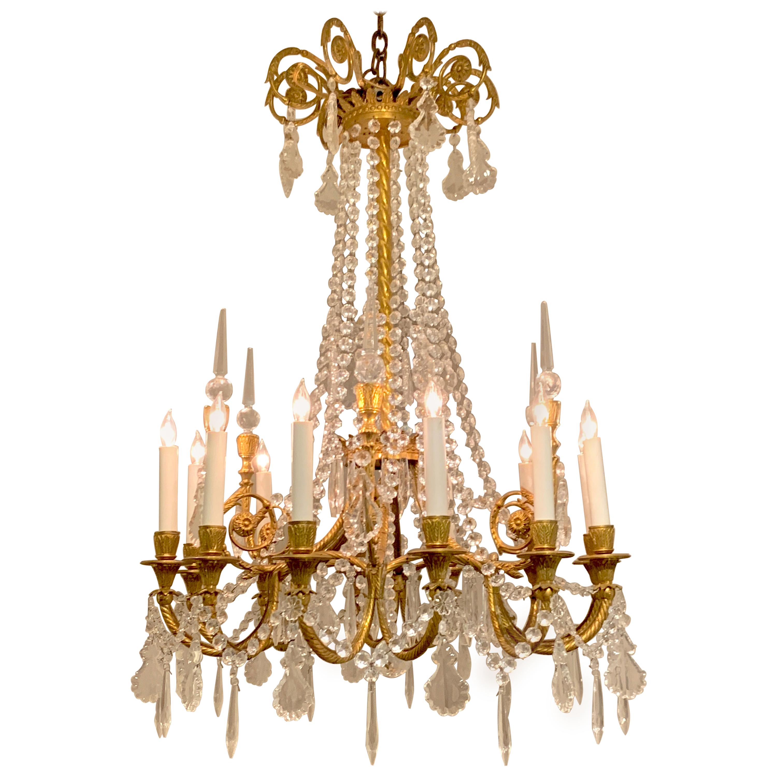 French Neoclassical Ormolu and Crystal 12-Light Chandelier, Paris, circa 1910 For Sale