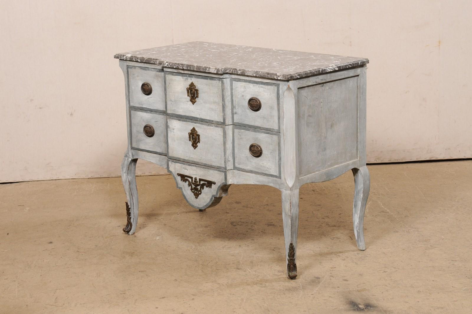 French Neoclassical Painted Wood Breakfront Raised Chest w/Marble Top 19th C. For Sale 7