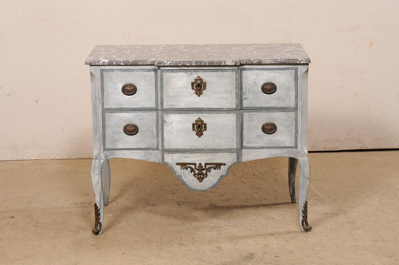 French Neoclassical Painted Wood Breakfront Raised Chest w/Marble Top 19th C. For Sale 8