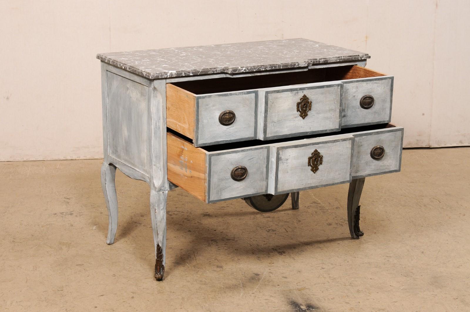 French Neoclassical Painted Wood Breakfront Raised Chest w/Marble Top 19th C. In Good Condition For Sale In Atlanta, GA