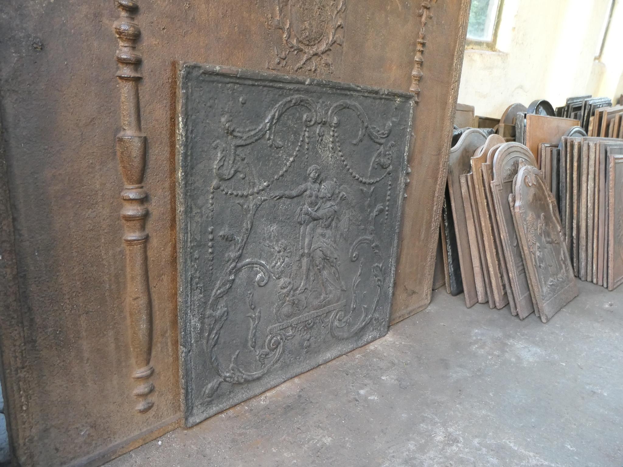 French Neoclassical Period Fireback / Backsplash, 18th-19th C. For Sale 5