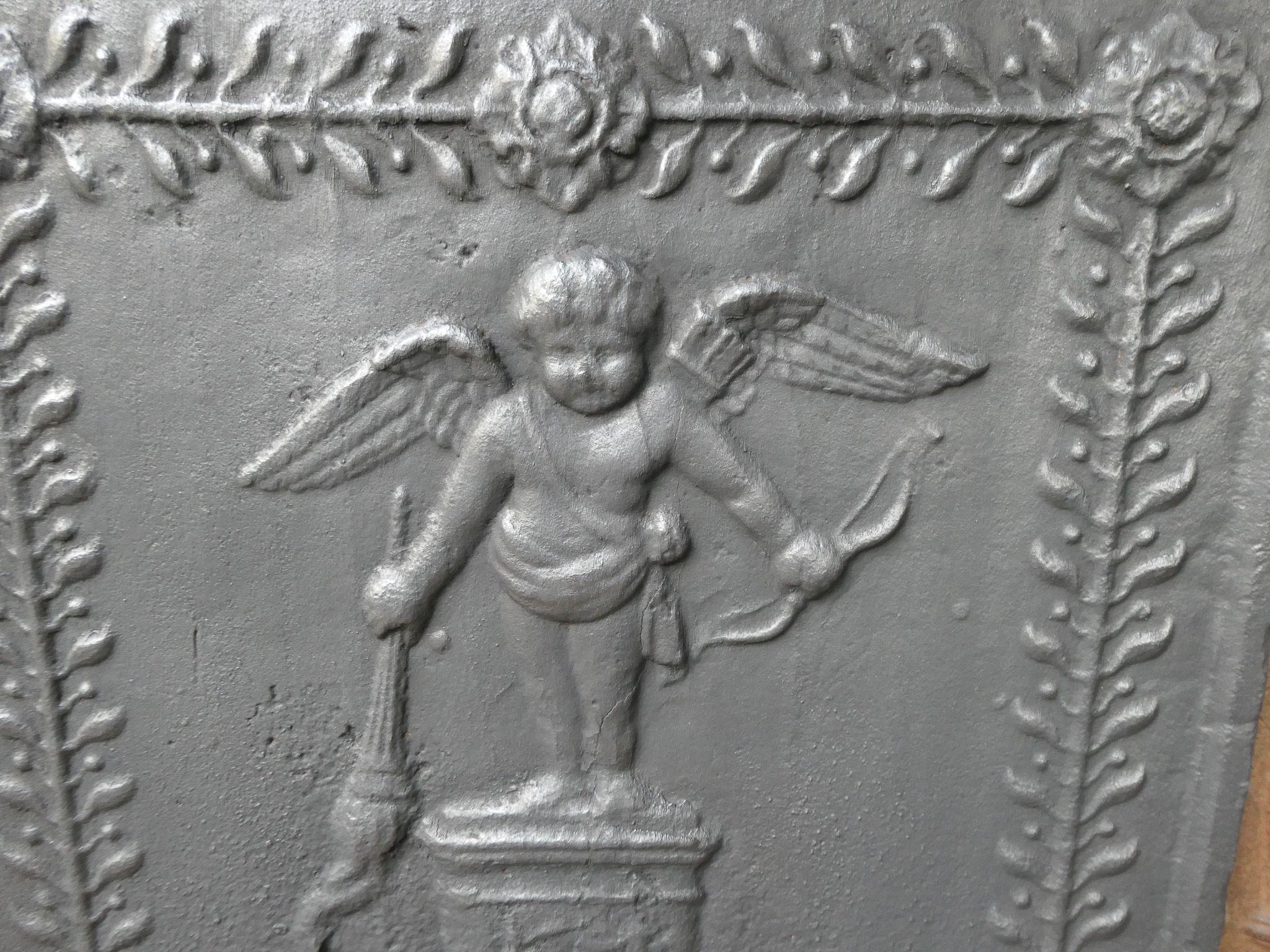 Plaque de cheminée / dosseret d'époque néoclassique française, début C.C. Bon état à Soest, NL