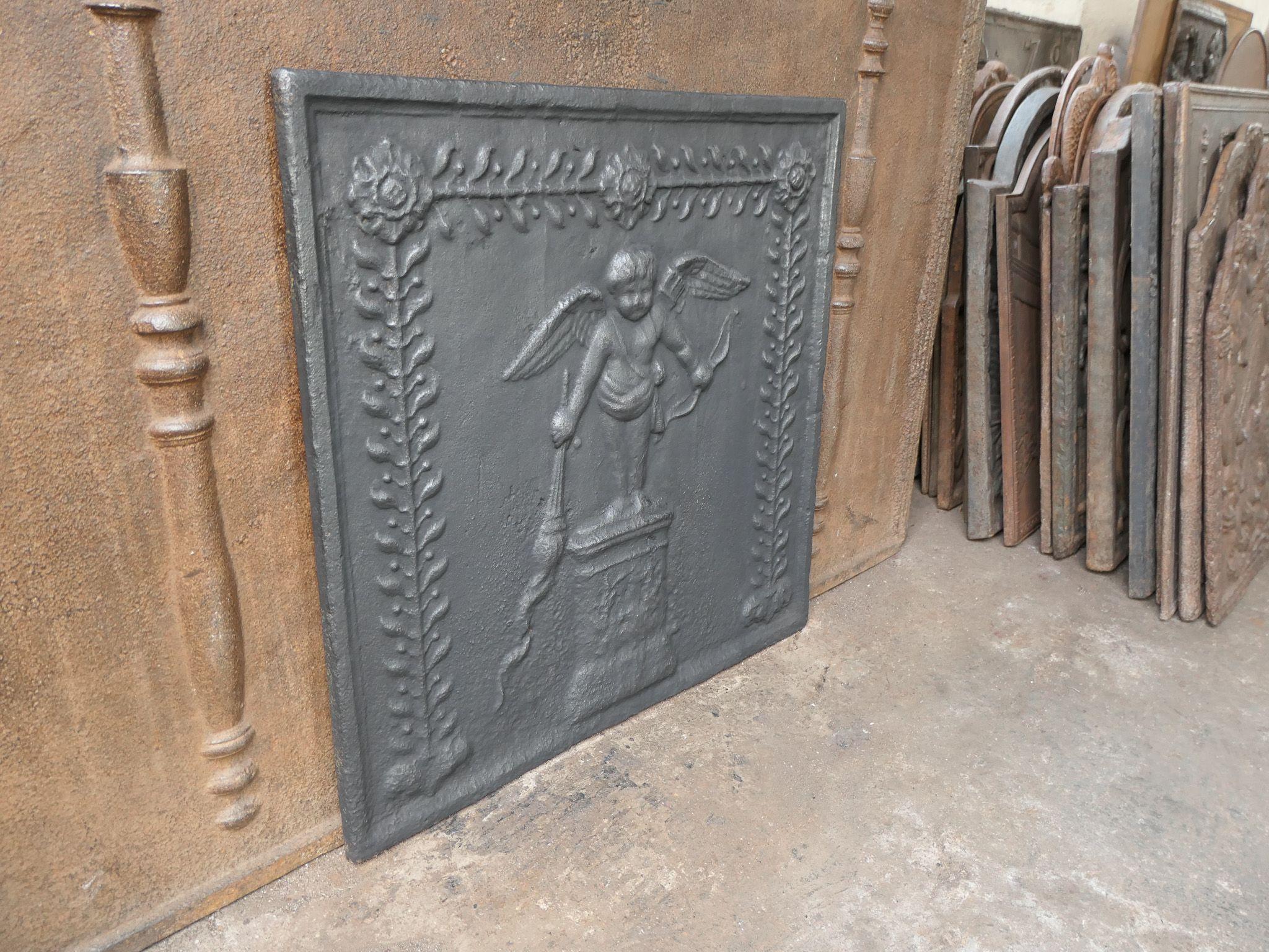 Plaque de cheminée / dosseret d'époque néoclassique française, début C.C. 1