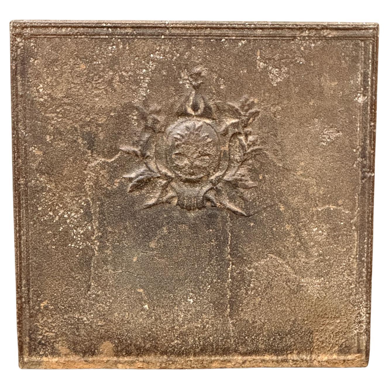 Plaque de cheminée / dosseret d'époque néoclassique française, début C.C.