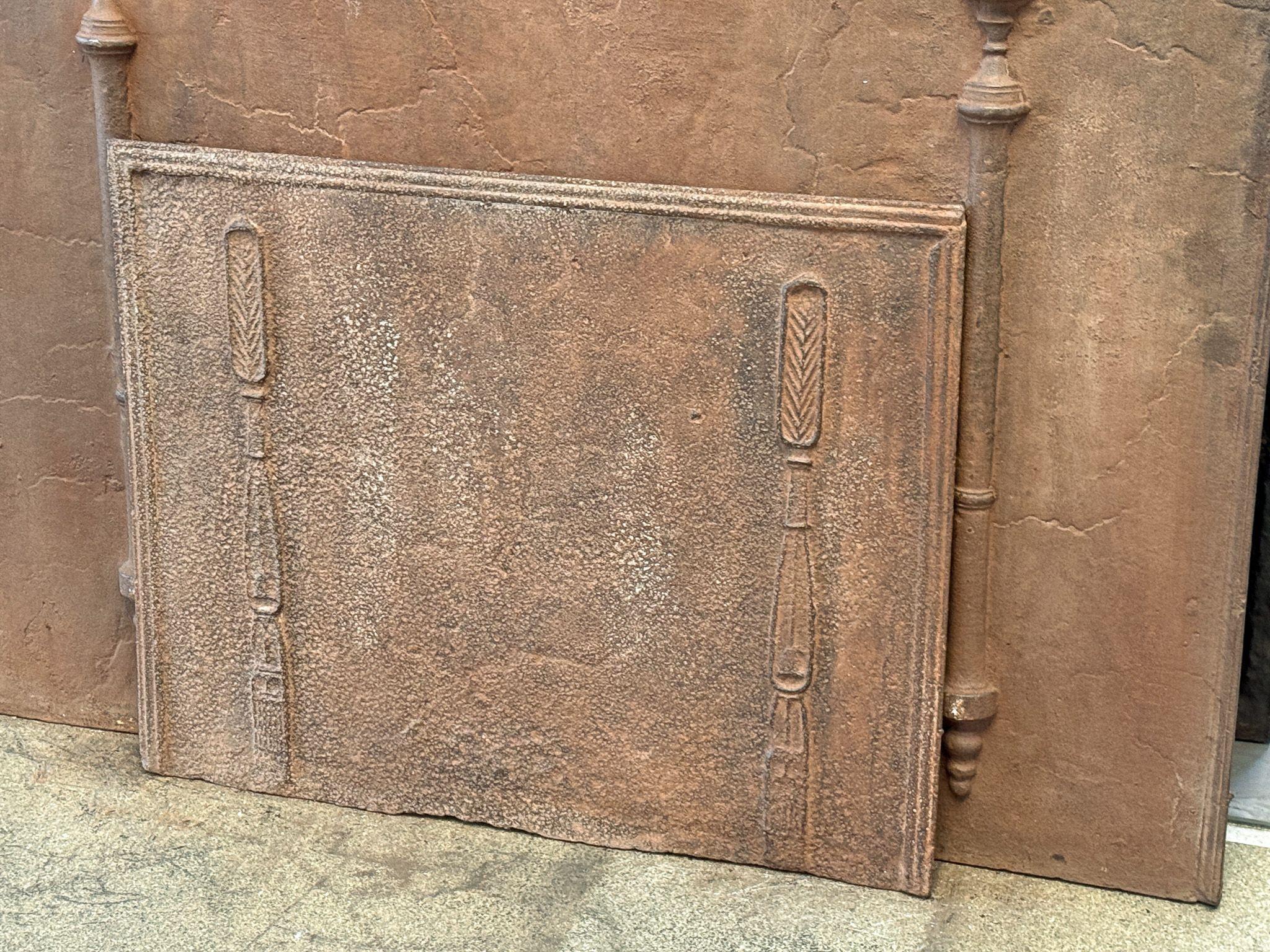 Neoclassico Rivestimento per caminetto / backsplash di epoca neoclassica francese, inizio XIX secolo. in vendita