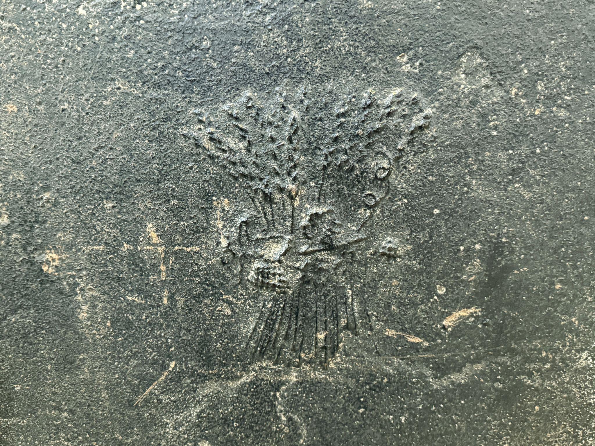 Calco Rivestimento per caminetto / backsplash di epoca neoclassica francese, inizio XIX secolo. in vendita