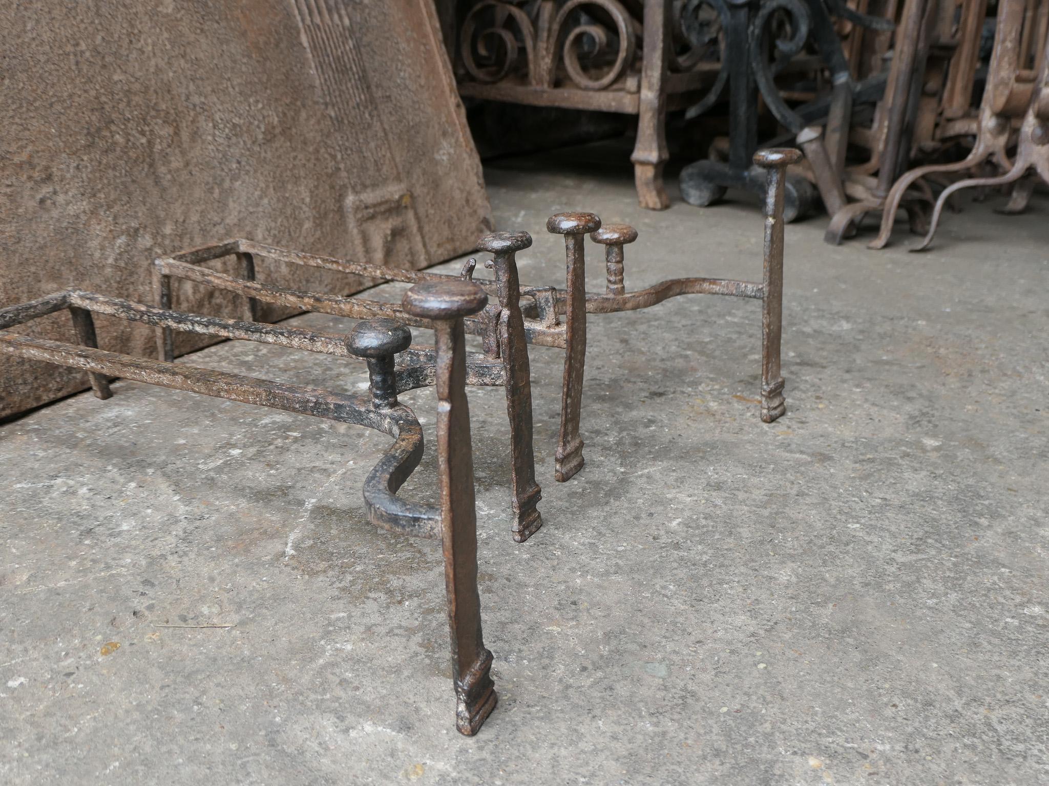 Griglia per caminetto francese di epoca neoclassica, XIX secolo in vendita 5