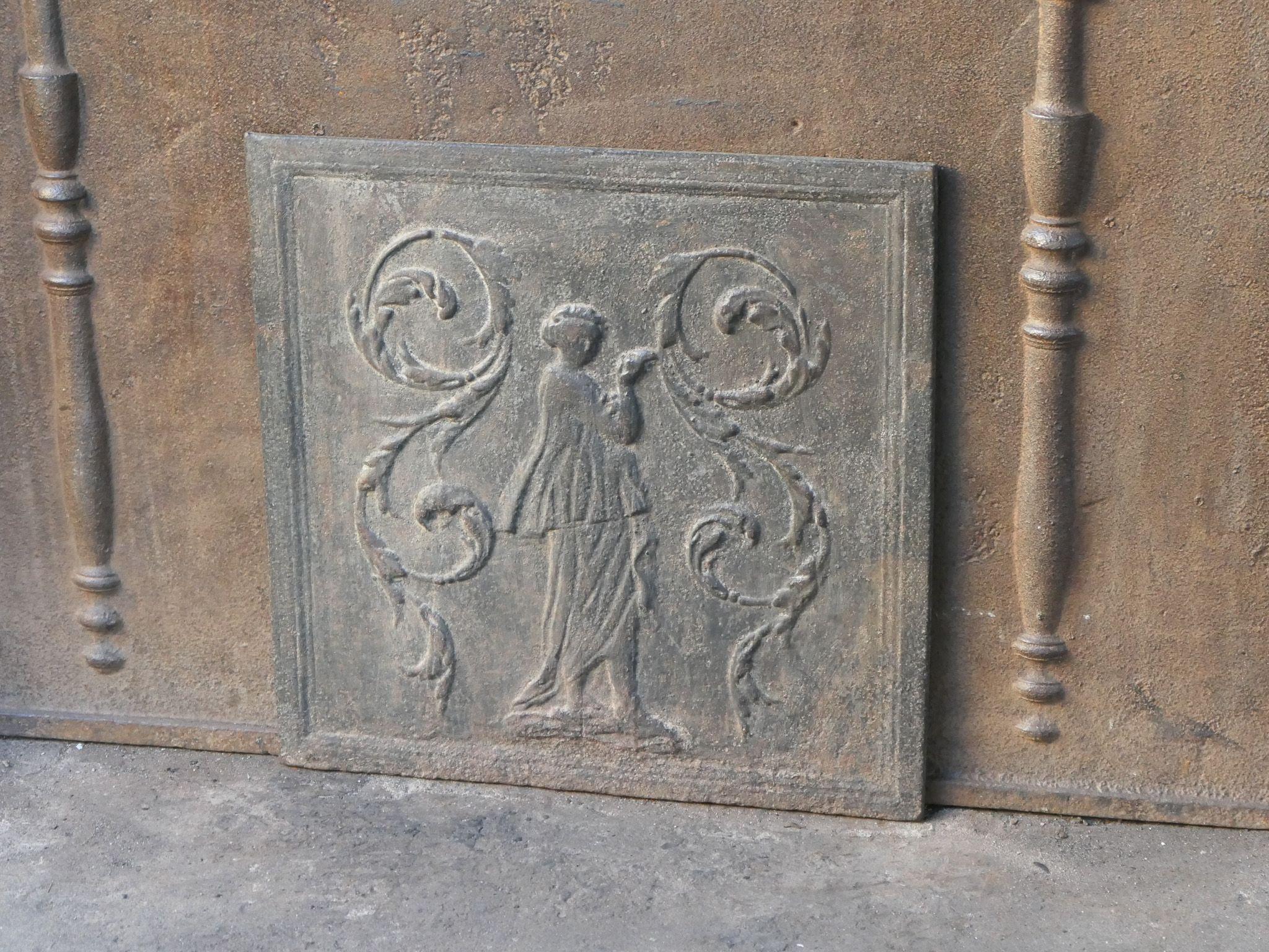 Moulage Plaque de cheminée « Lady » d'époque néoclassique française, 19ème siècle en vente