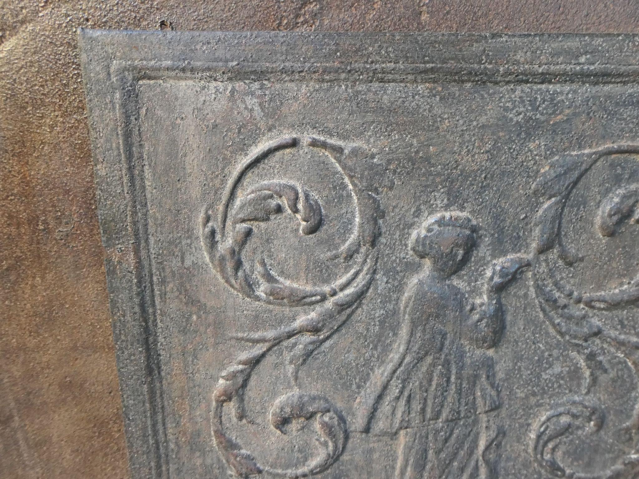 XIXe siècle Plaque de cheminée « Lady » d'époque néoclassique française, 19ème siècle en vente