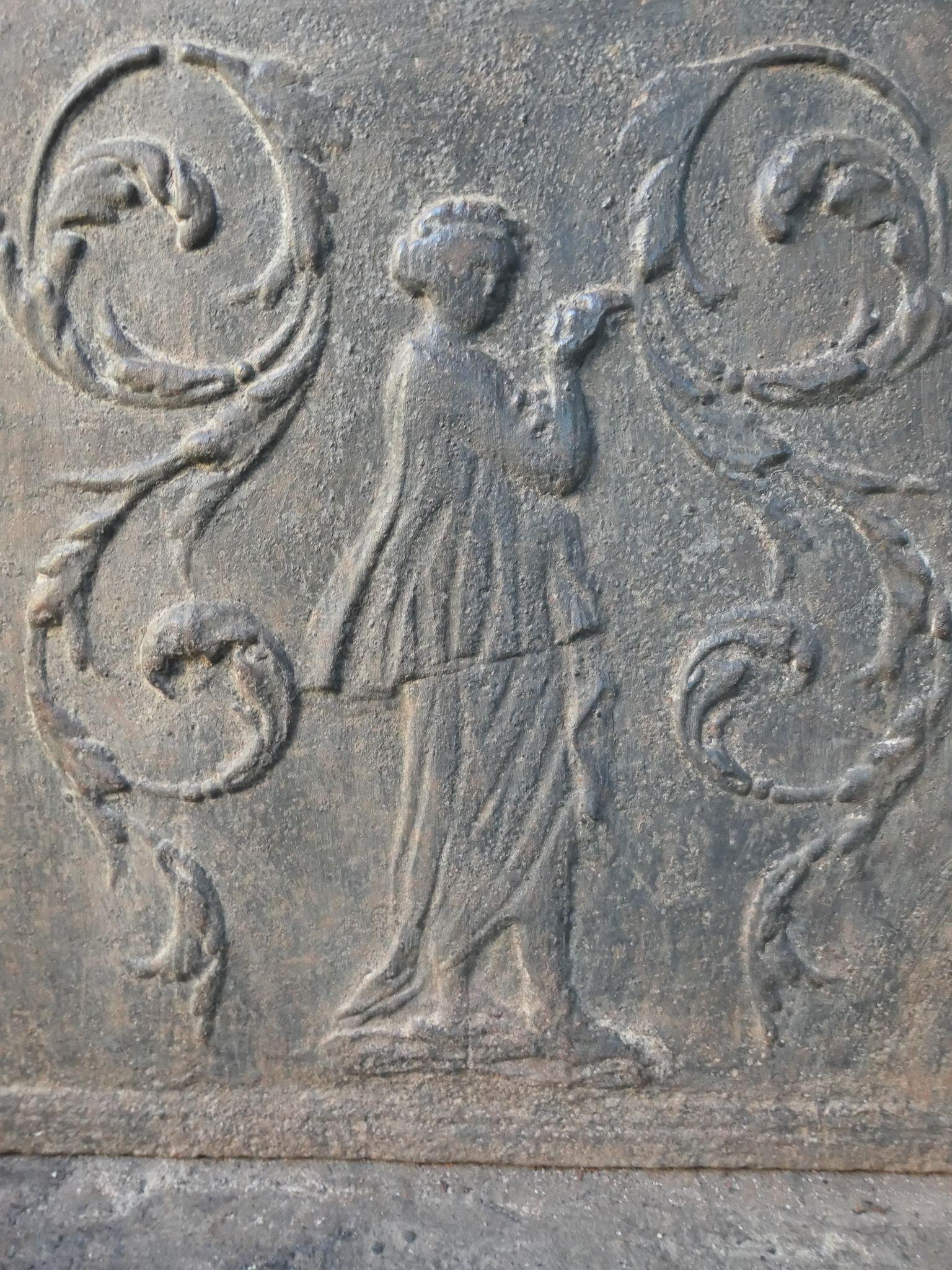 Fer Plaque de cheminée « Lady » d'époque néoclassique française, 19ème siècle en vente