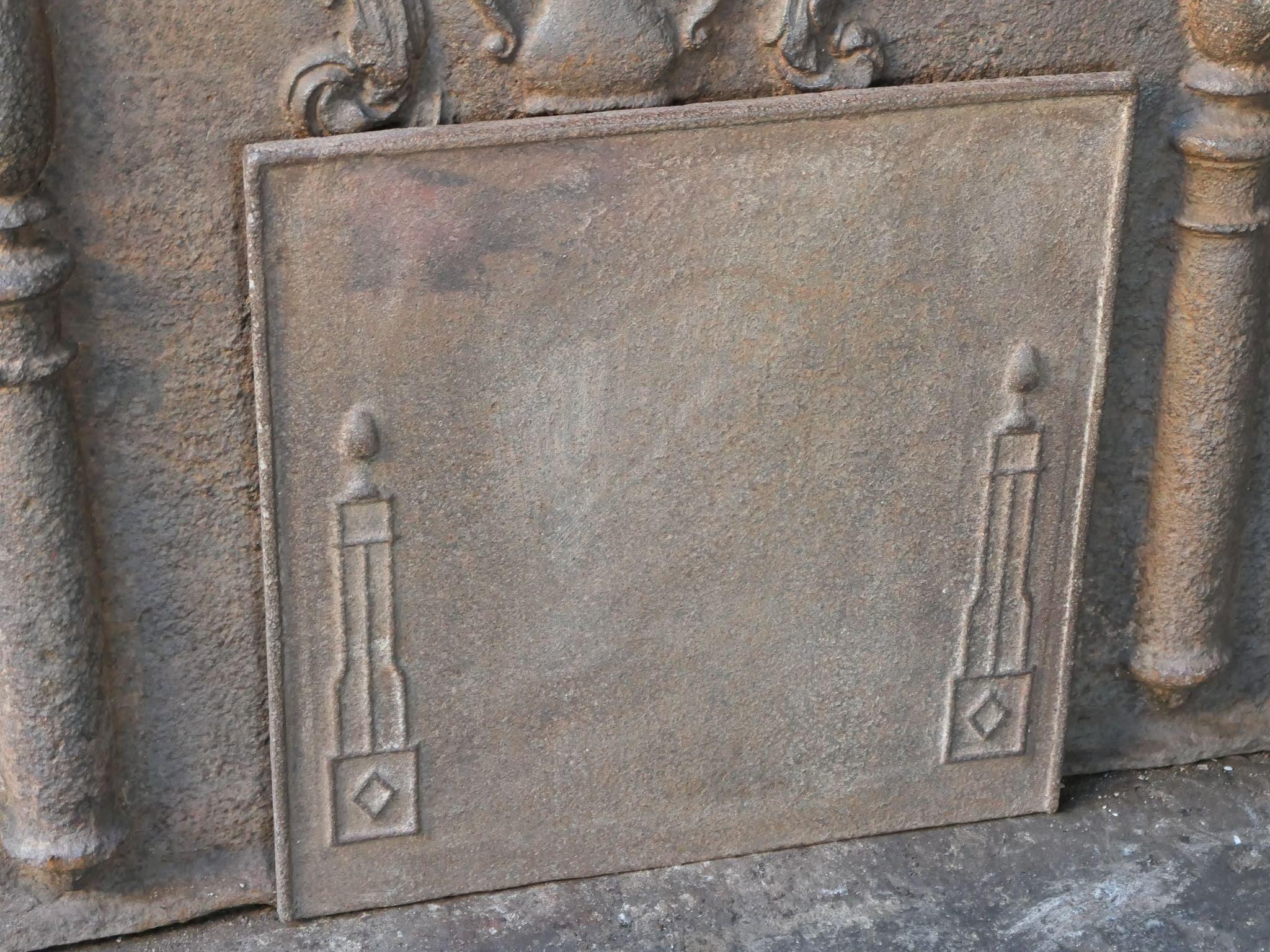 Français Plaque de cheminée / dosseret 