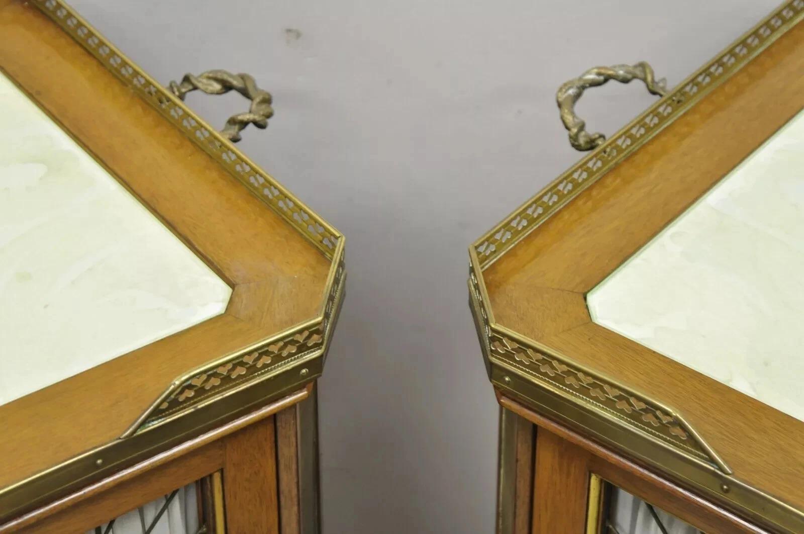 Mesas Bar Servidor Gabinete Neoclásico Francés Regencia Caoba y Bronce - Pareja siglo XX en venta