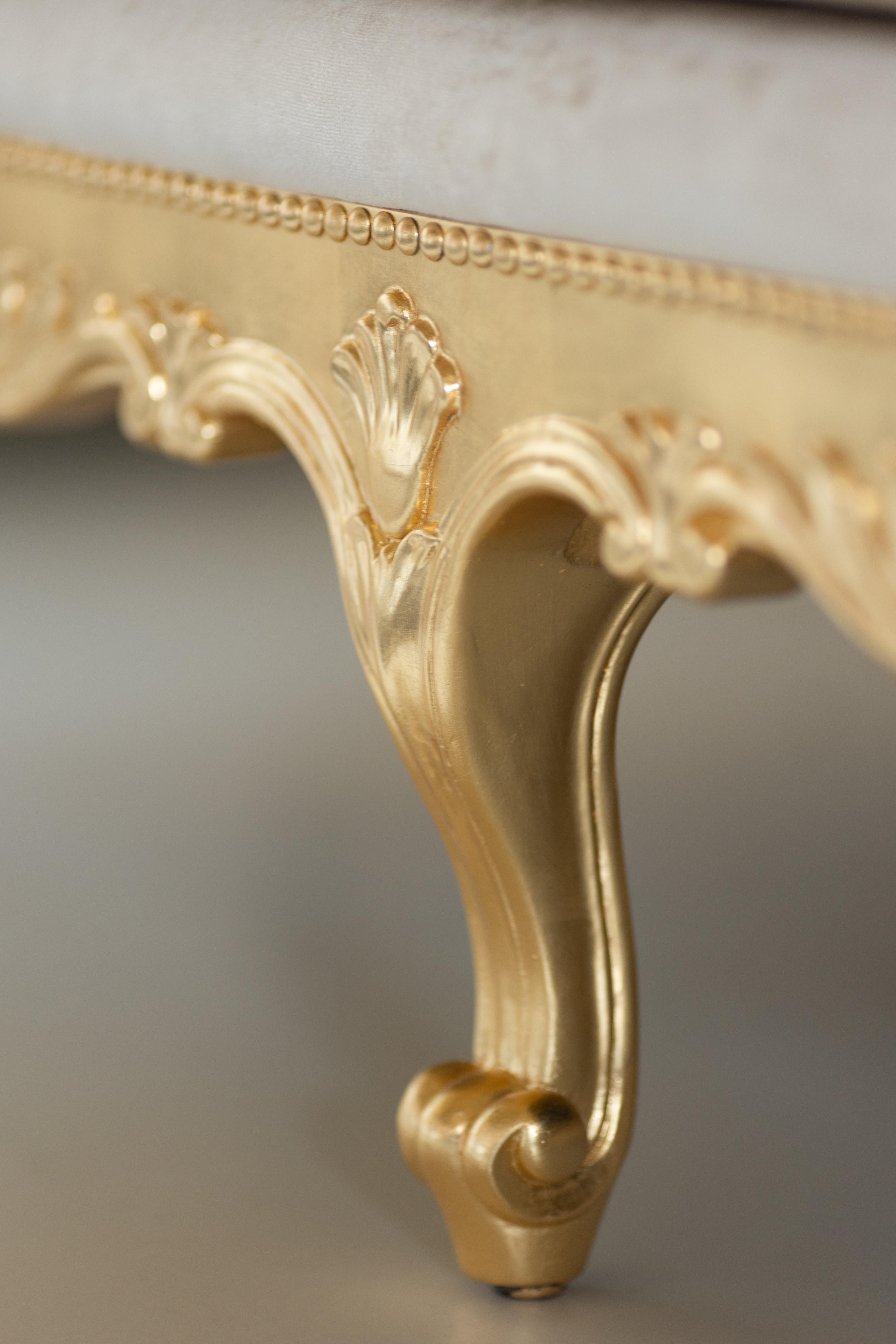Divano neoclassico francese Dormeuse Jacquard Champagne fatto a mano in Portogallo in vendita 2
