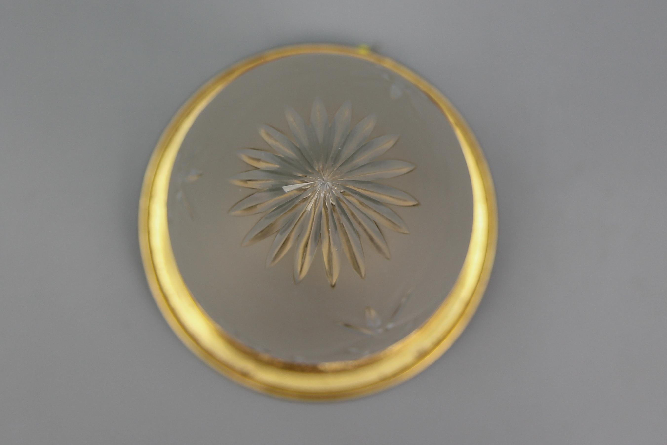 French Neoclassical Style Brass and Frosted Cut Glass Ceiling Light, circa 1910 For Sale 4