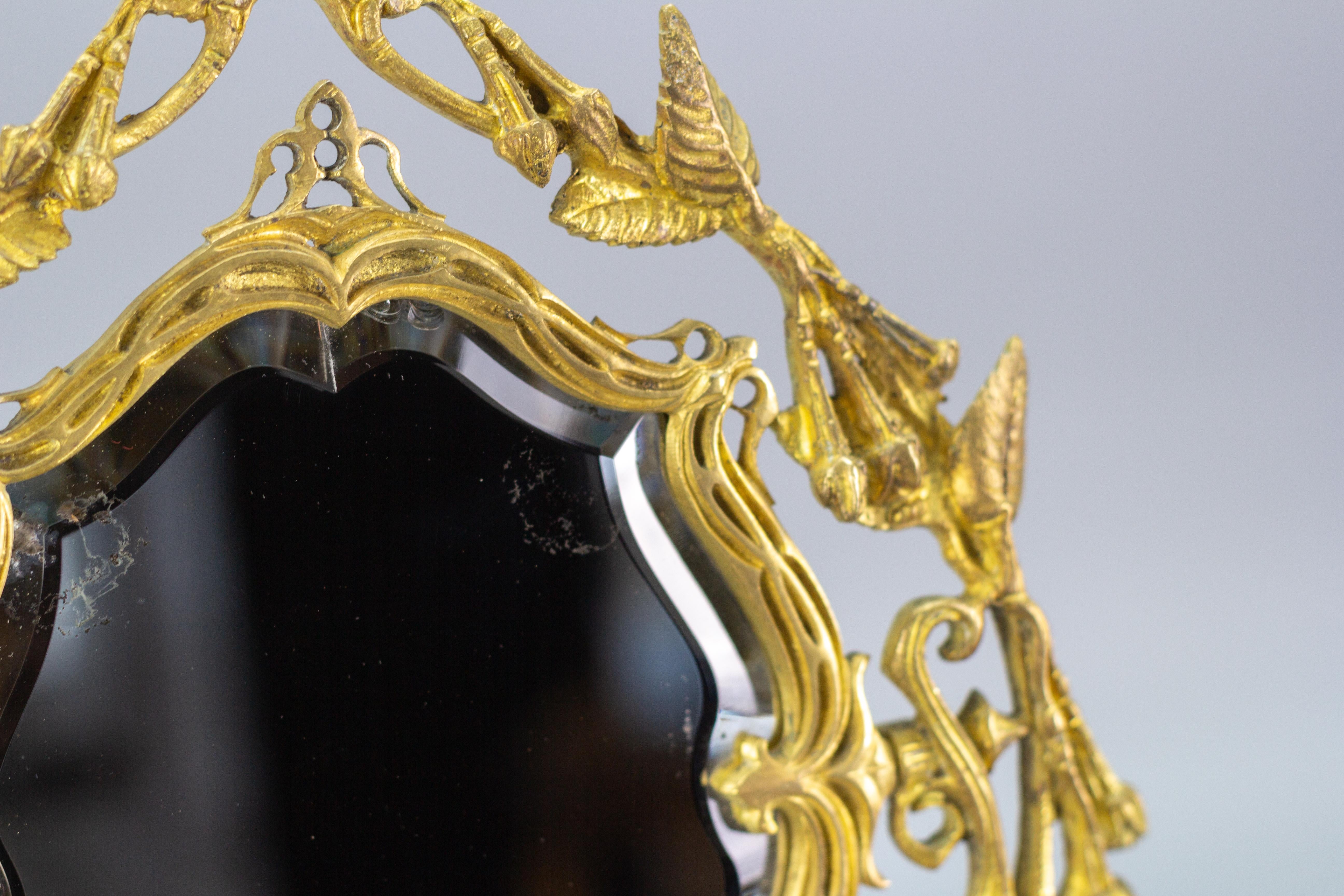 Miroir de table de style néoclassique français à habillage en bronze en vente 7