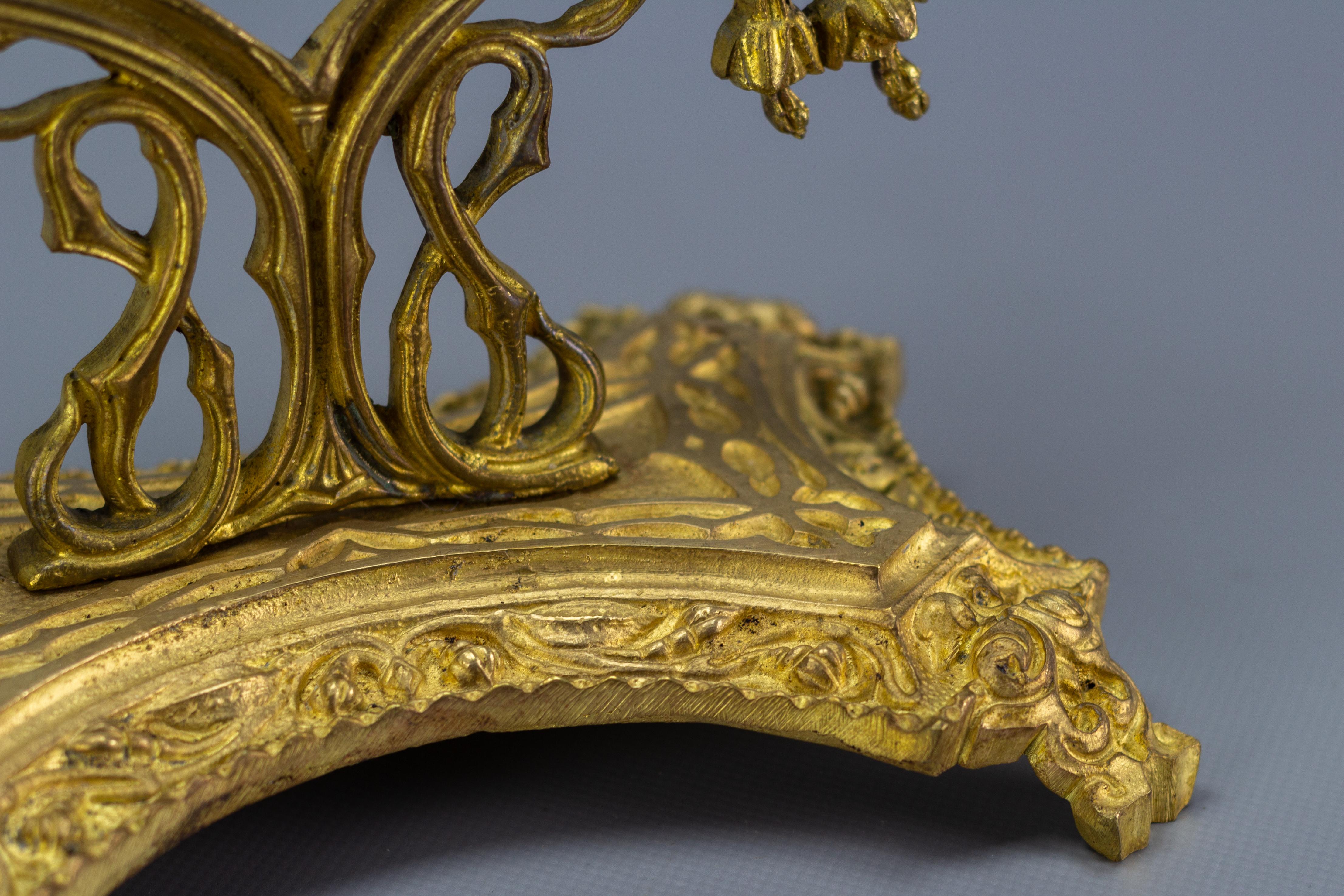 Miroir de table de style néoclassique français à habillage en bronze en vente 10