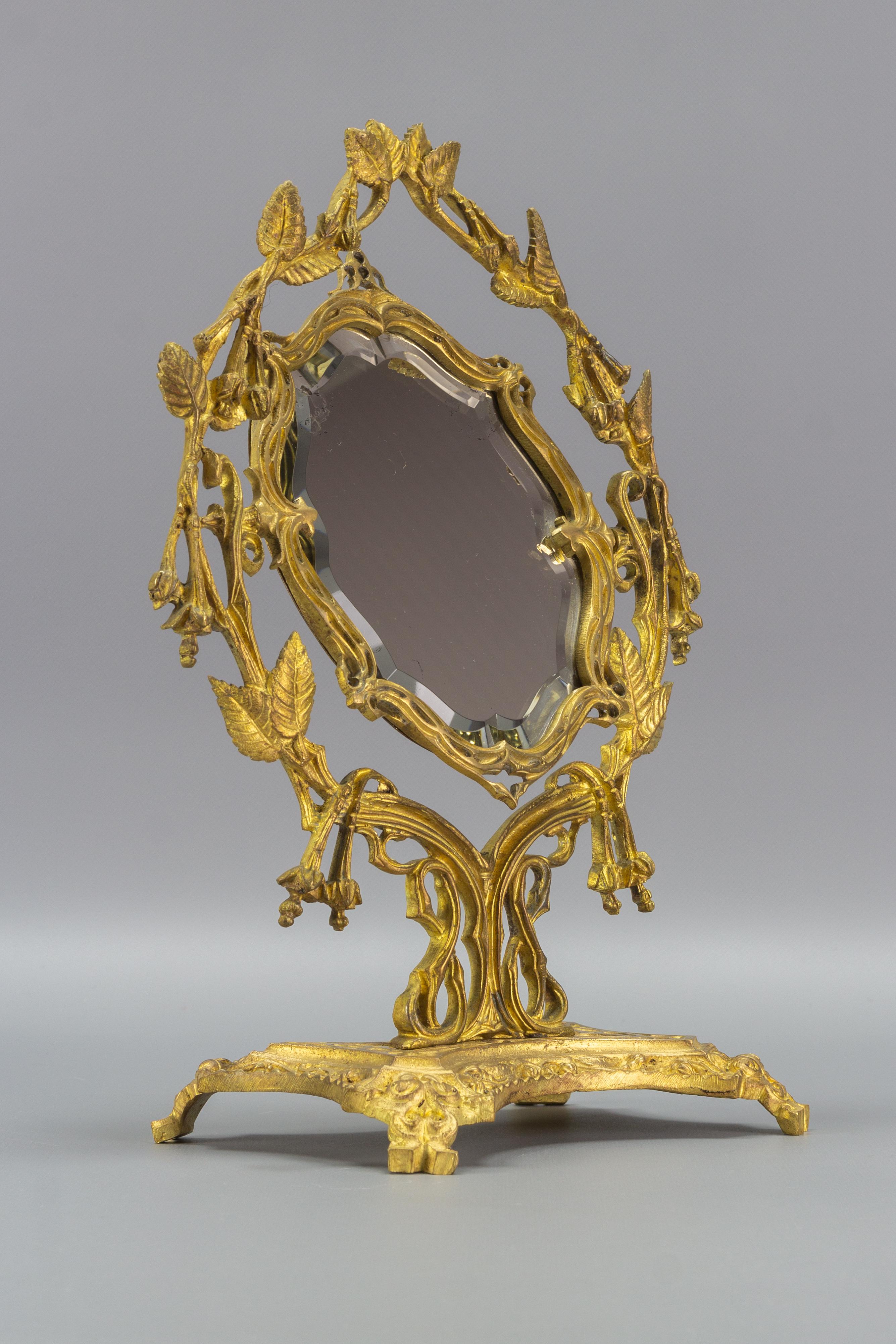 French Neoclassical Style Bronze Dressing Tabletop Mirror In Good Condition For Sale In Barntrup, DE