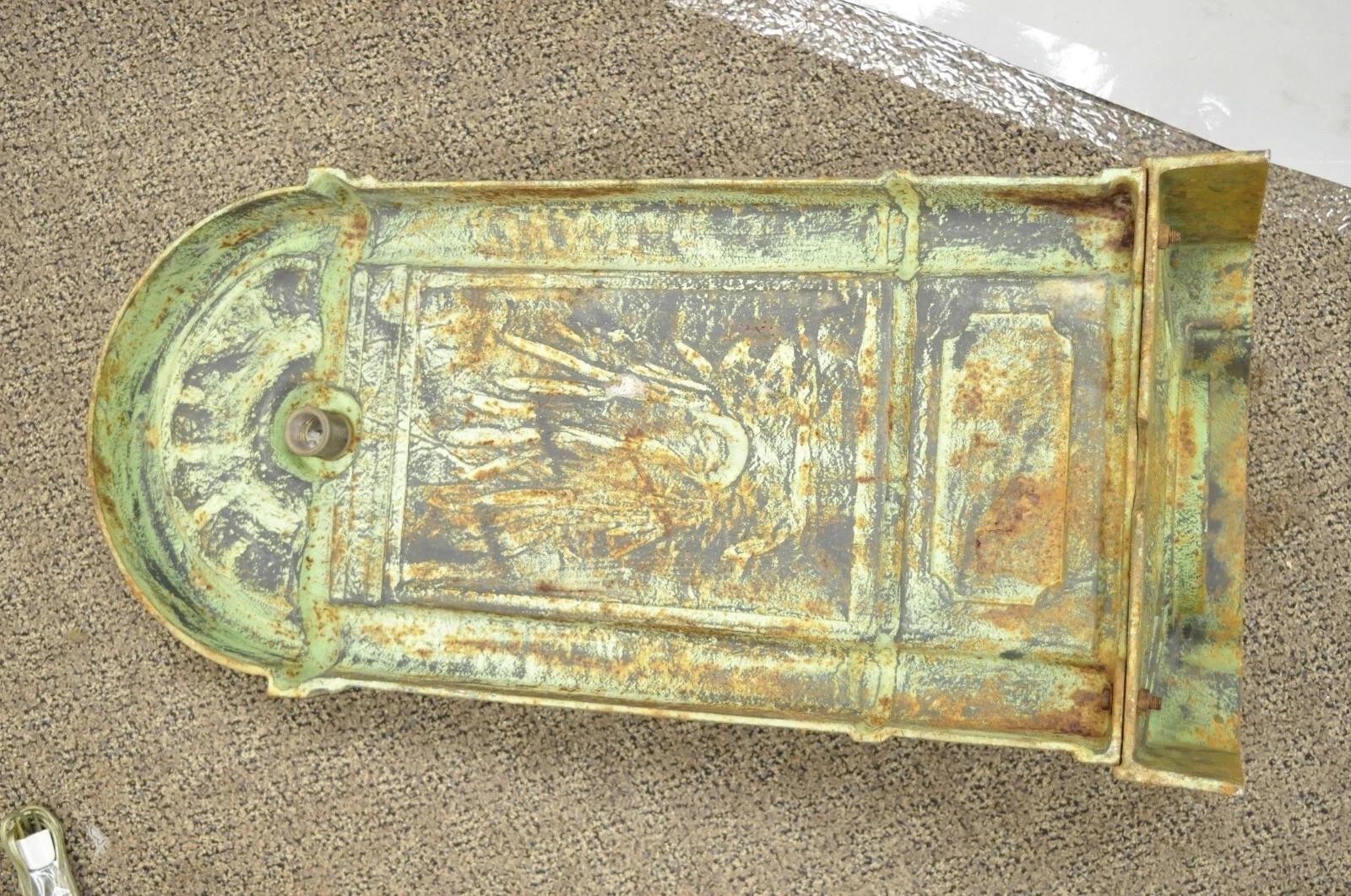 French Neoclassical Style Cast Iron Serpent Trident Garden Wall Water Fountain For Sale 5