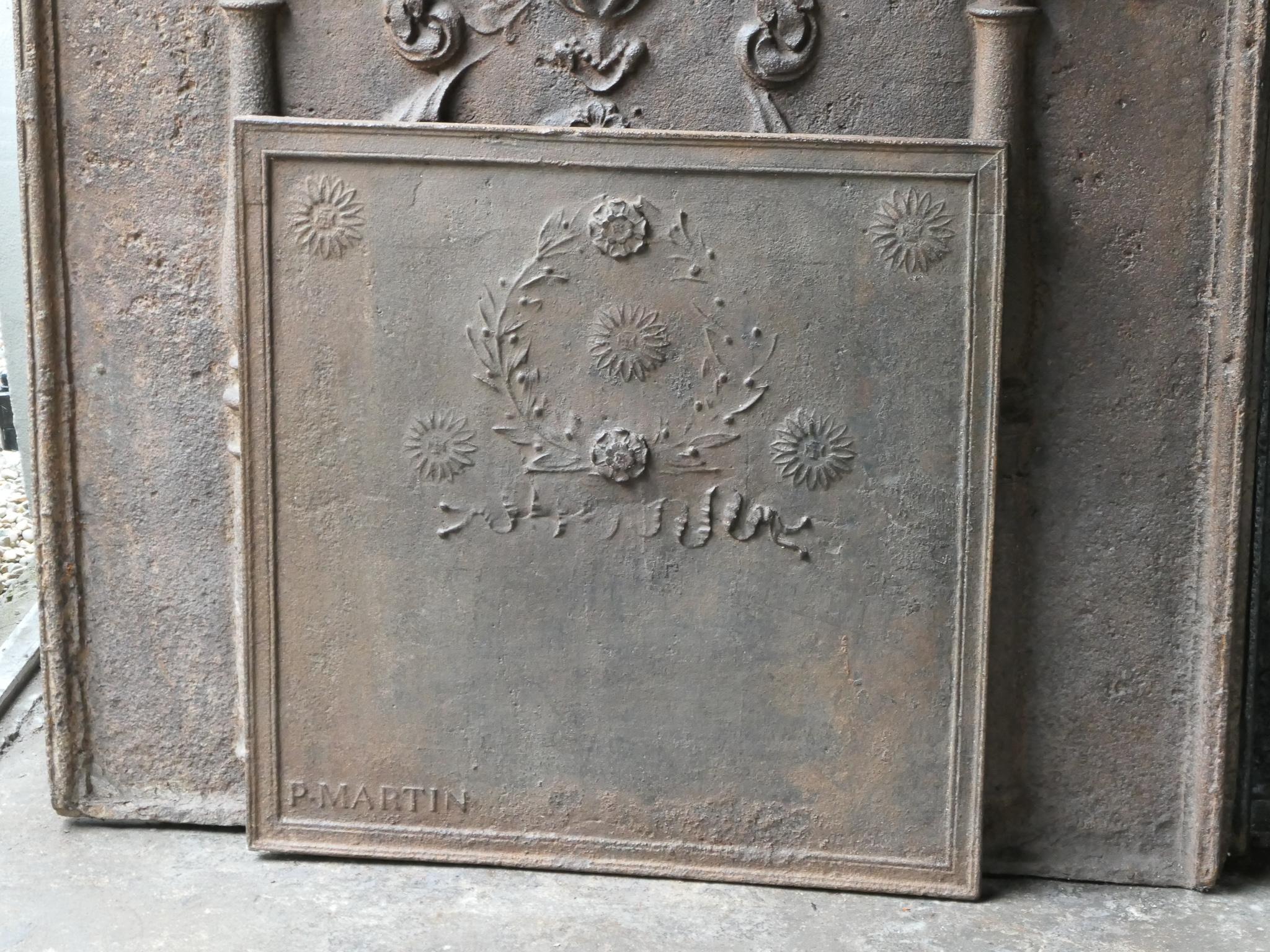 French Neoclassical Style Fireback / Backsplash In Good Condition For Sale In Amerongen, NL