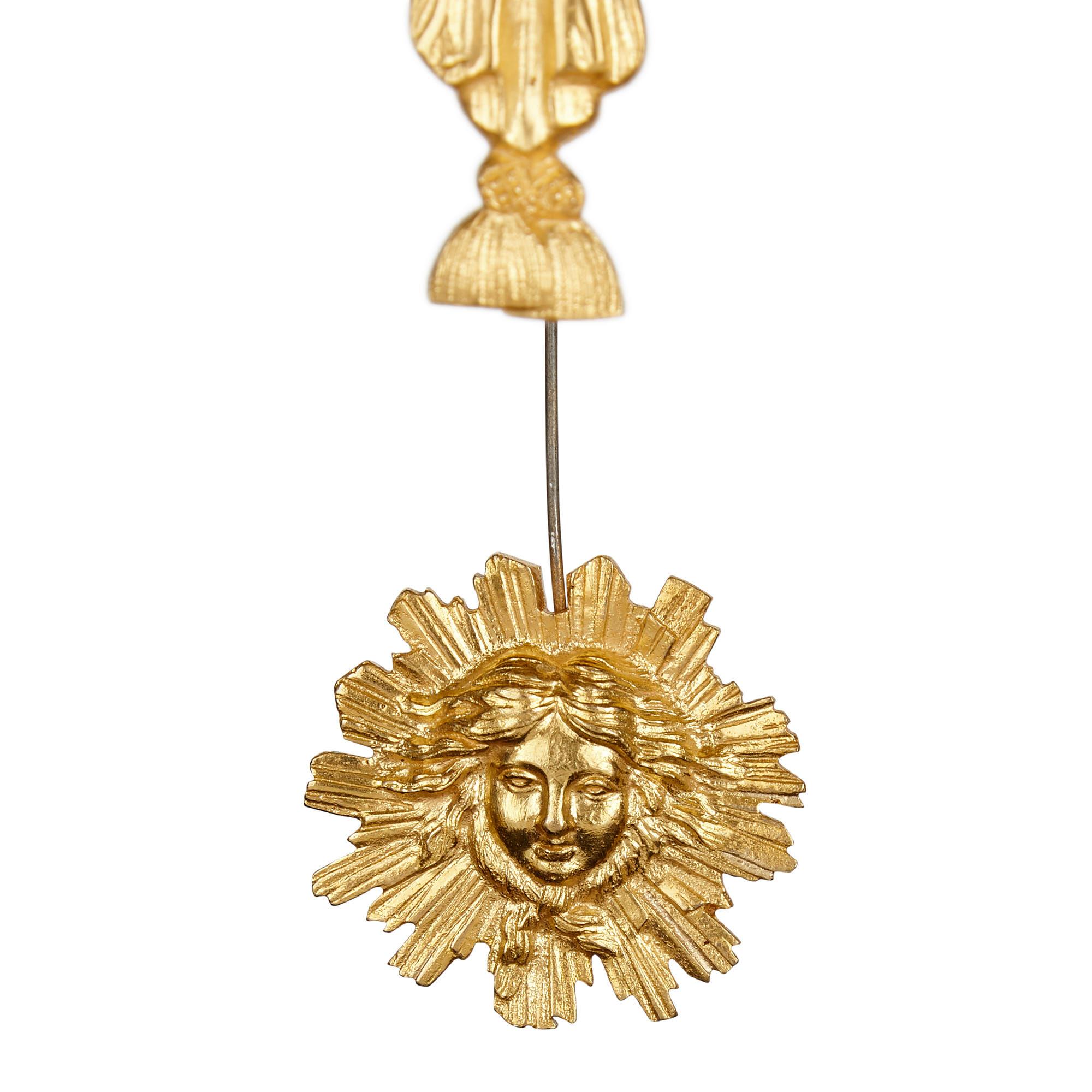 Französisches Uhrenset im neoklassischen Stil aus Lapis und vergoldeter Bronze (Vergoldet) im Angebot