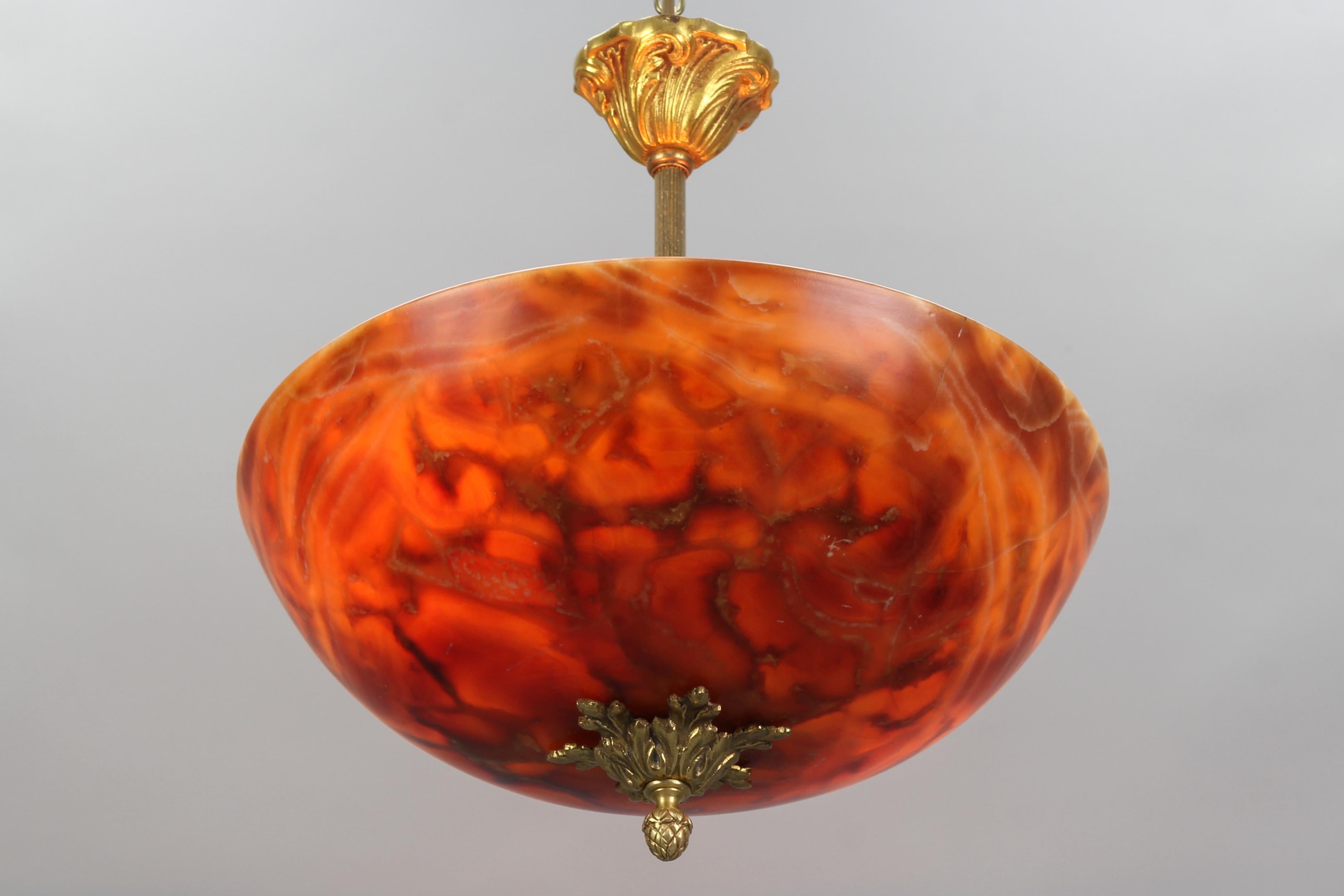 French Neoclassical Style Orange and Red Alabaster and Bronze Pendant Light In Good Condition In Barntrup, DE