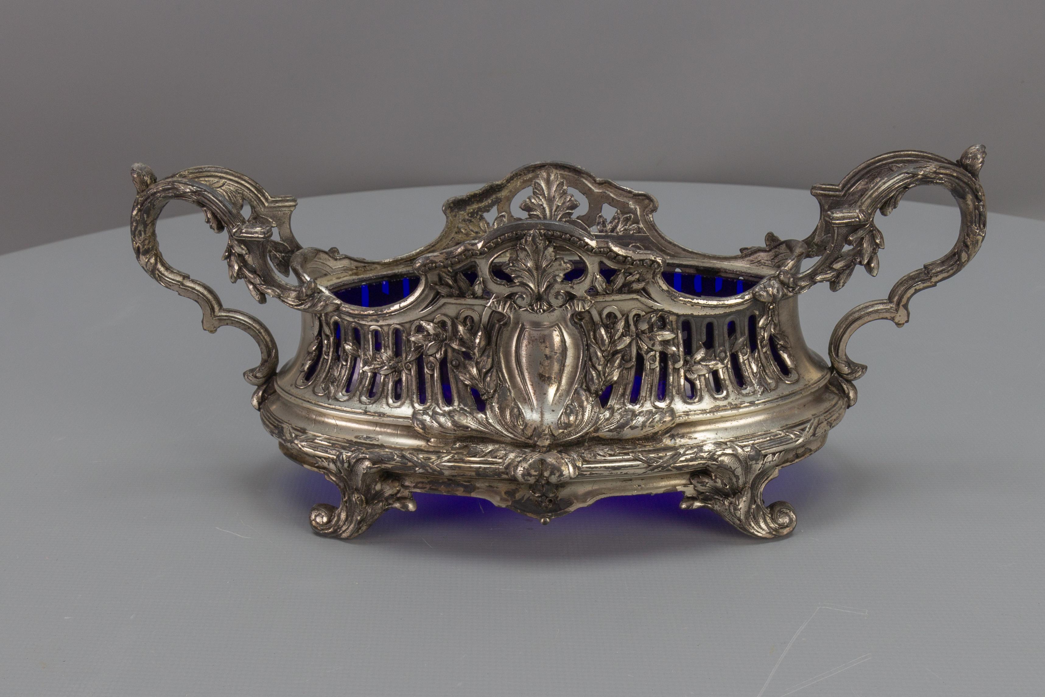 French Neoclassical Style Pewter and Indigo Blue Glass Centerpiece, Jardiniere For Sale 2