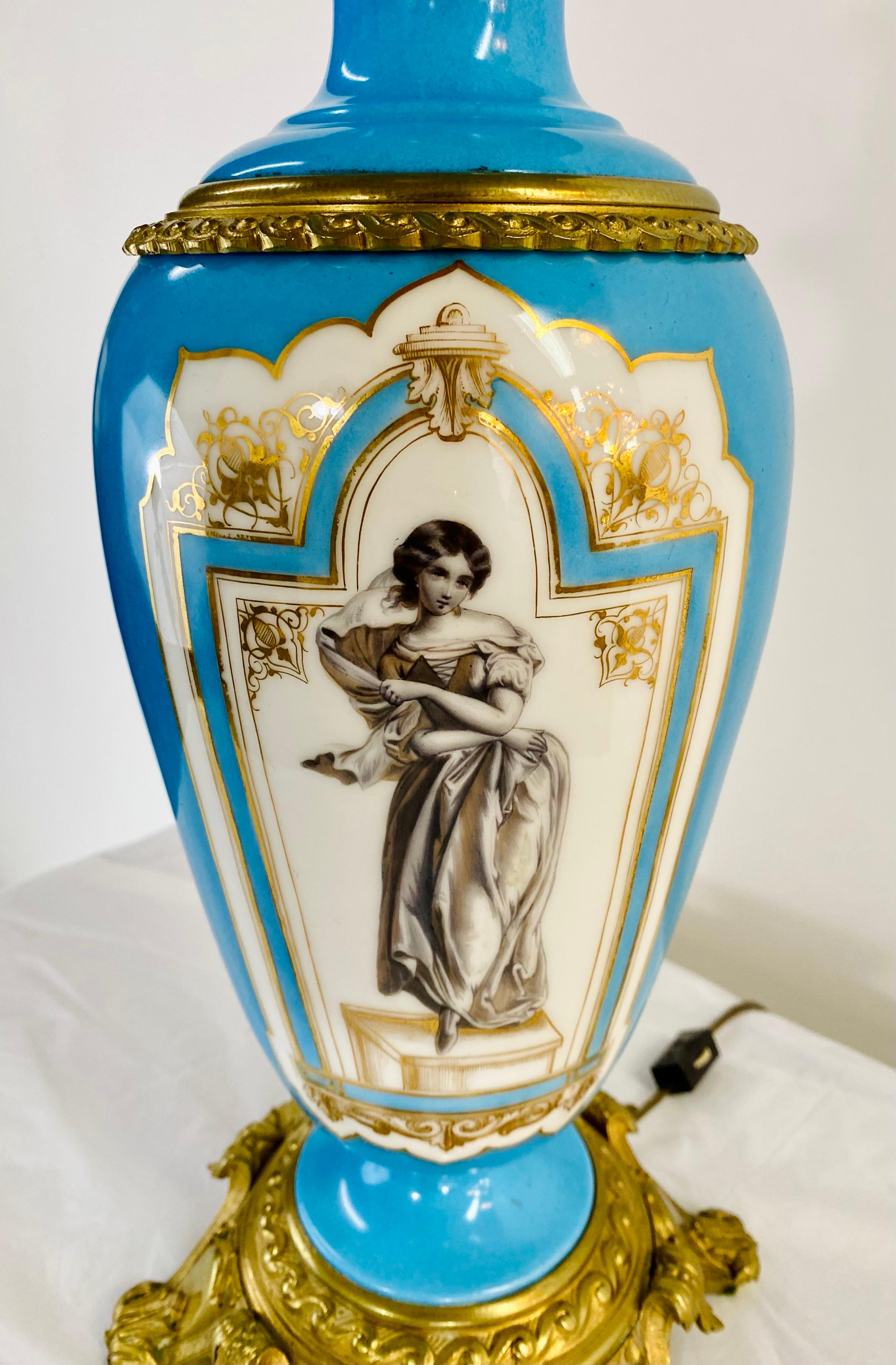 French Neoclassical Style Porcelain & Brass Converted Oil Lamp, a Pair  In Good Condition For Sale In Plainview, NY