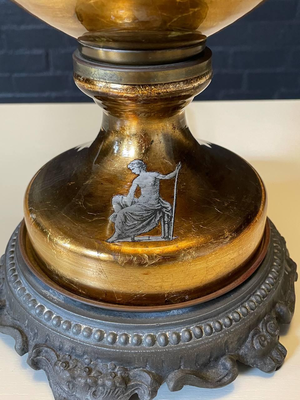 Französisch Neoklassischen Stil Reverse gemalt Glas mit klassischen männlichen figuralen Motiven im Angebot 3