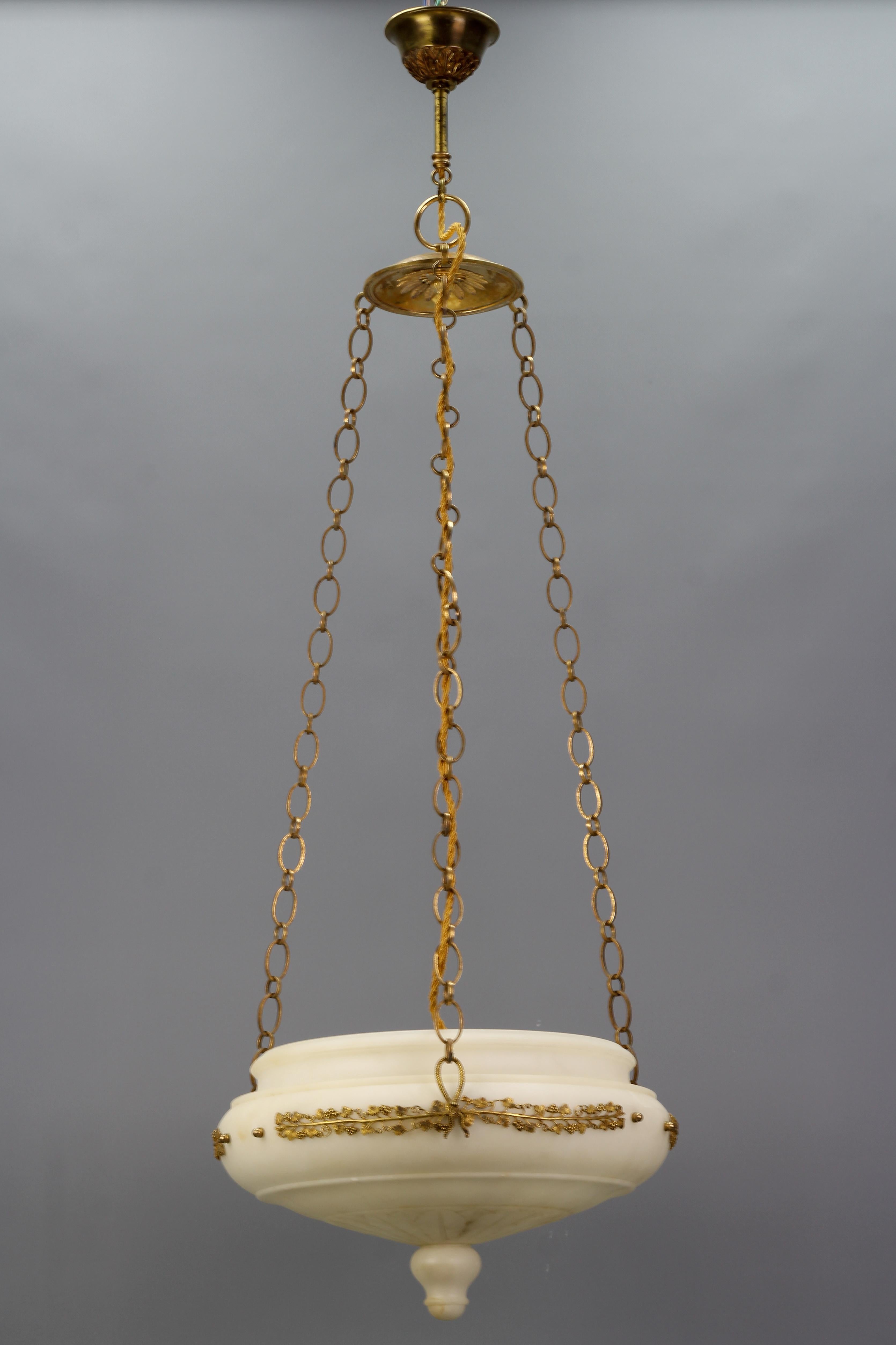 French Neoclassical Style White Alabaster, Gilt Bronze and Brass Pendant Light For Sale 6