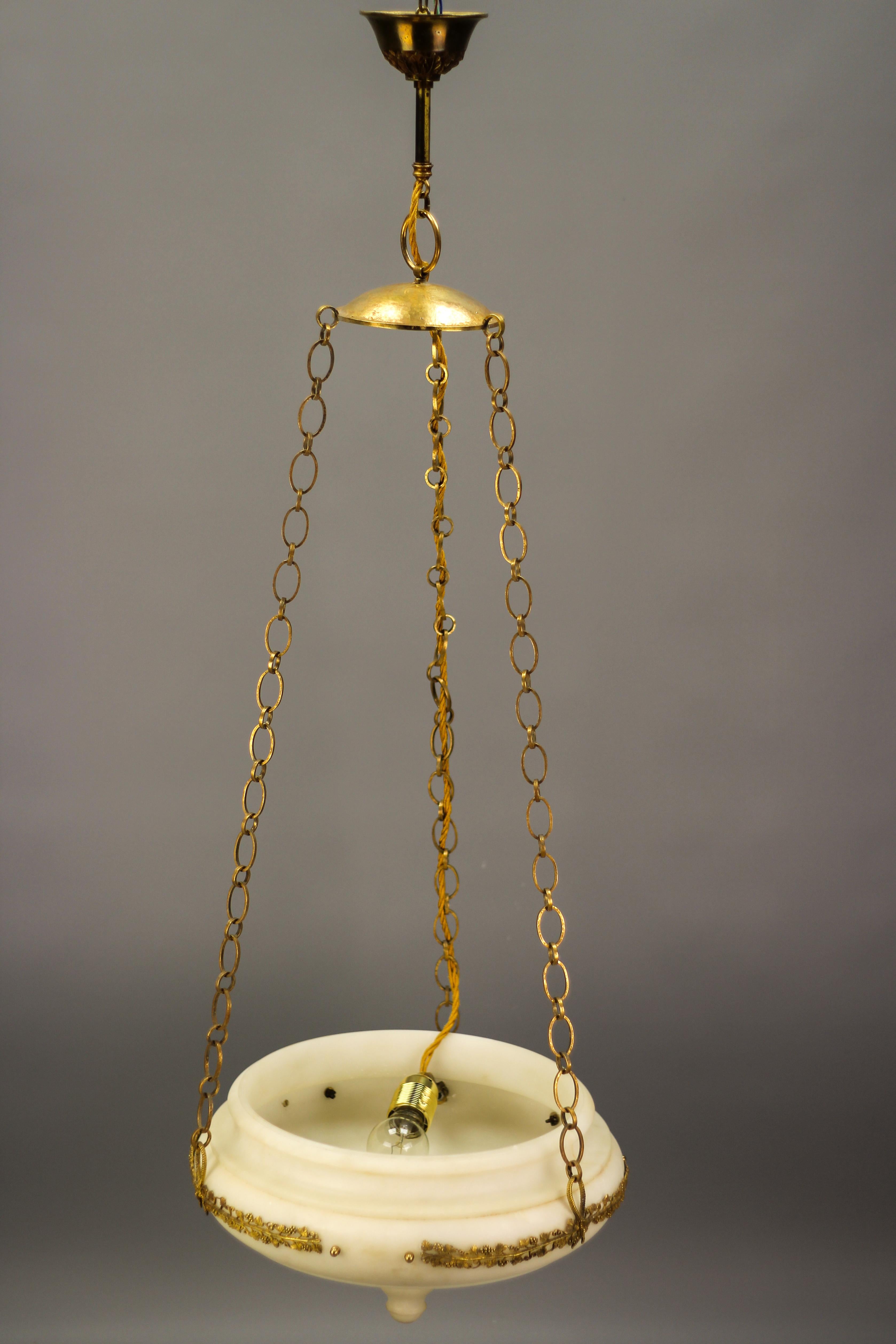 French Neoclassical Style White Alabaster, Gilt Bronze and Brass Pendant Light For Sale 9