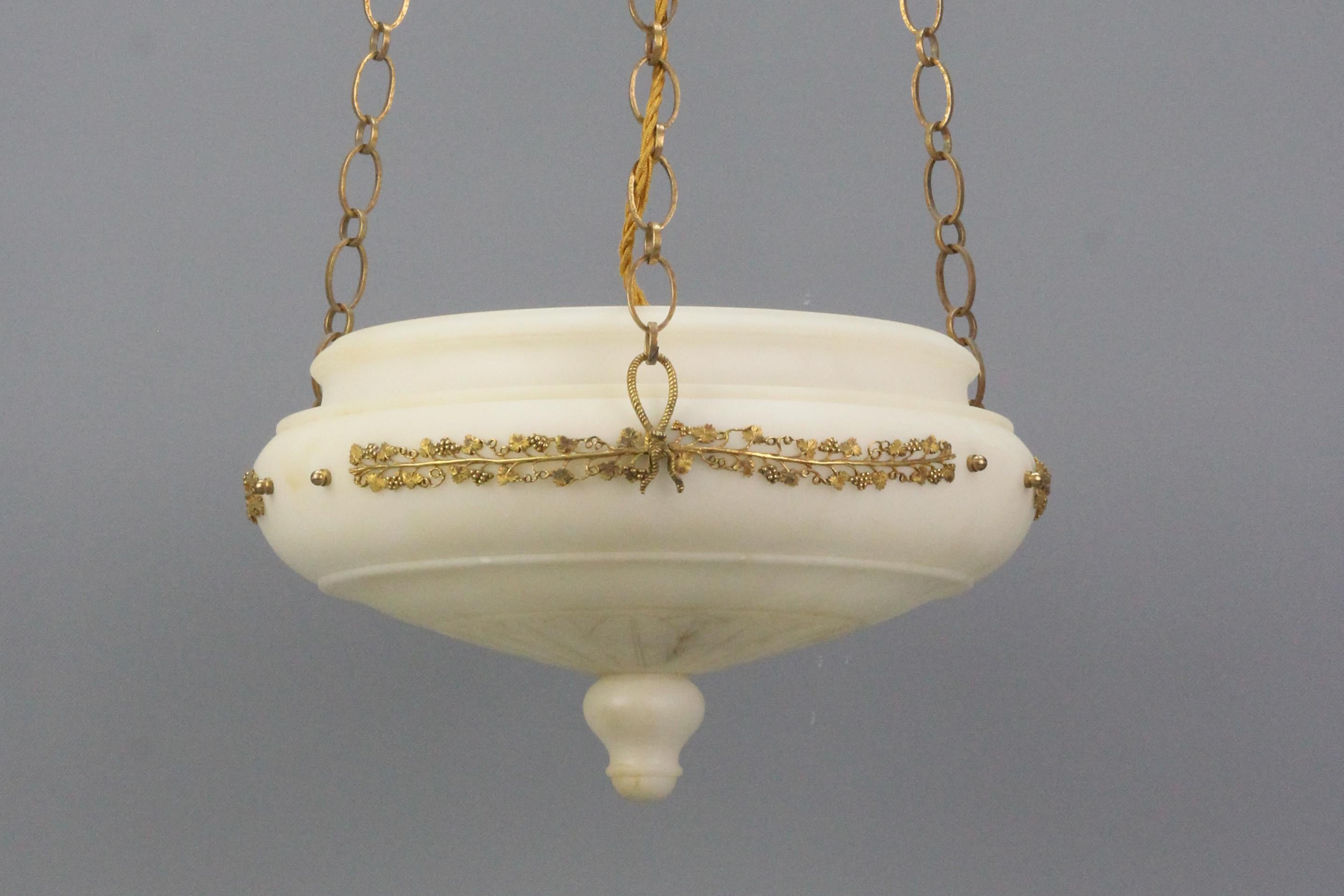 French Neoclassical Style White Alabaster, Gilt Bronze and Brass Pendant Light For Sale 5